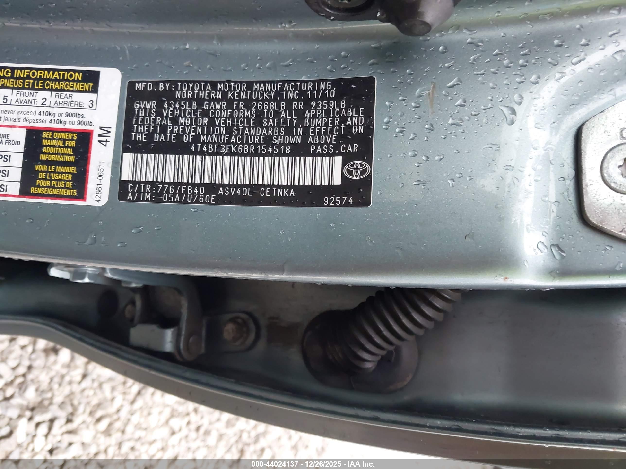 TOYOTA CAMRY image 9