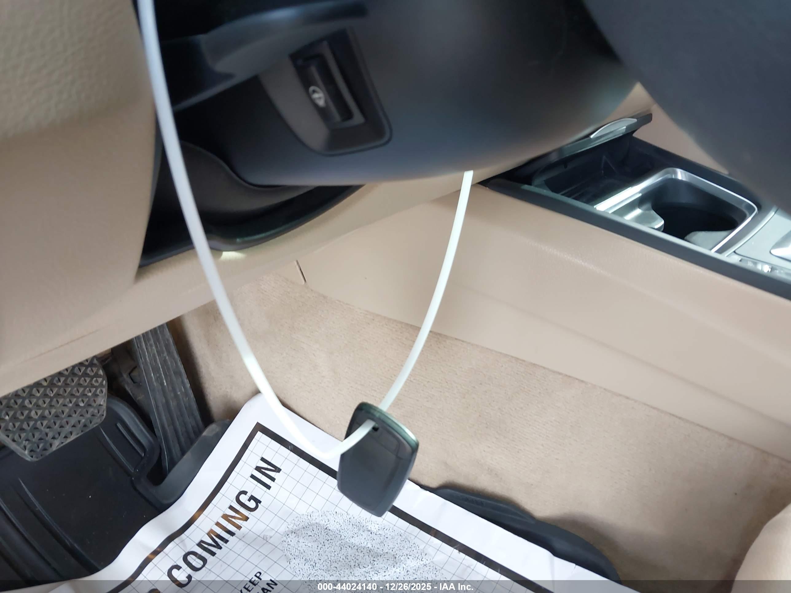 BMW 335I image 11