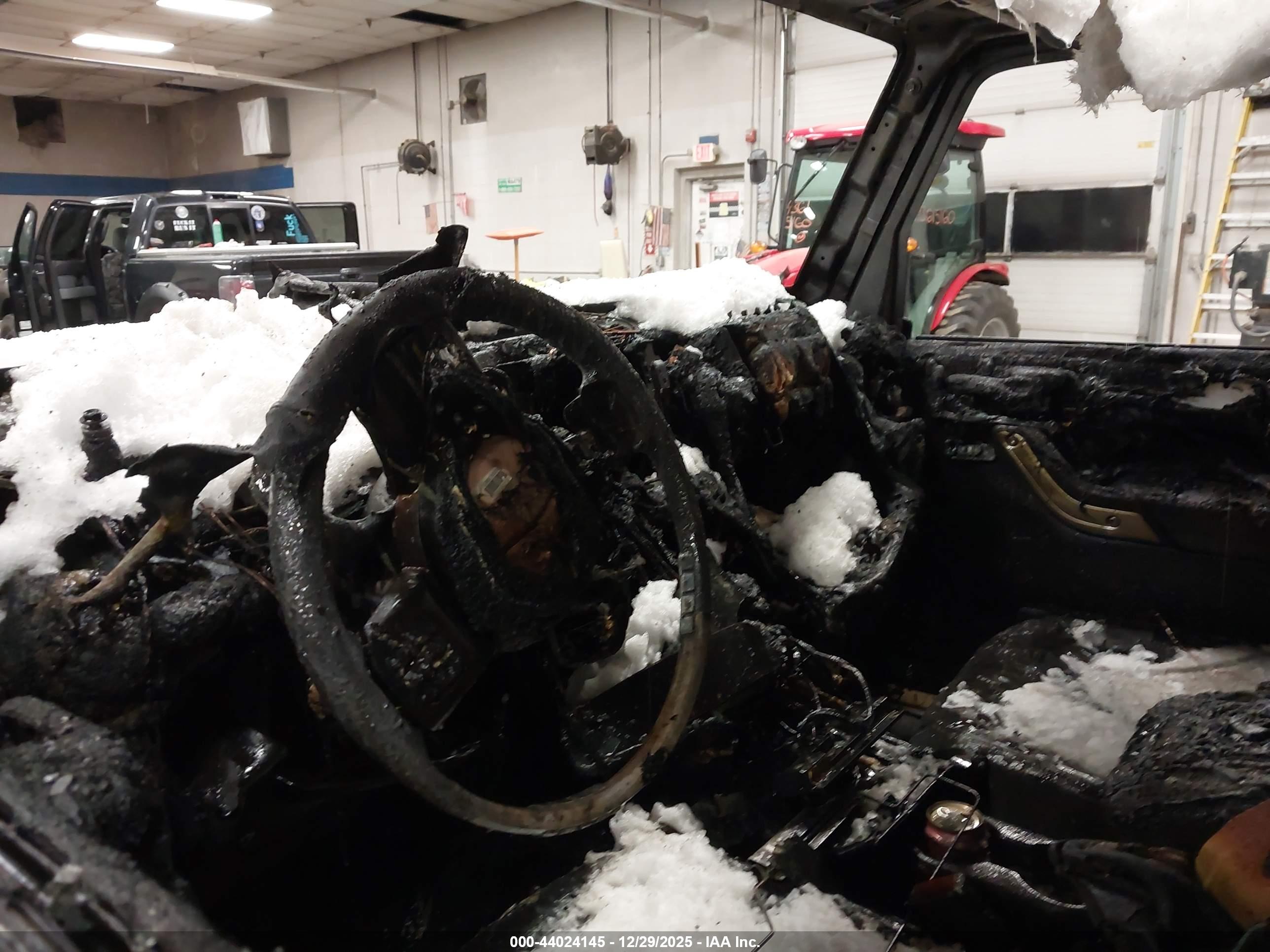 JEEP WRANGLER image 6