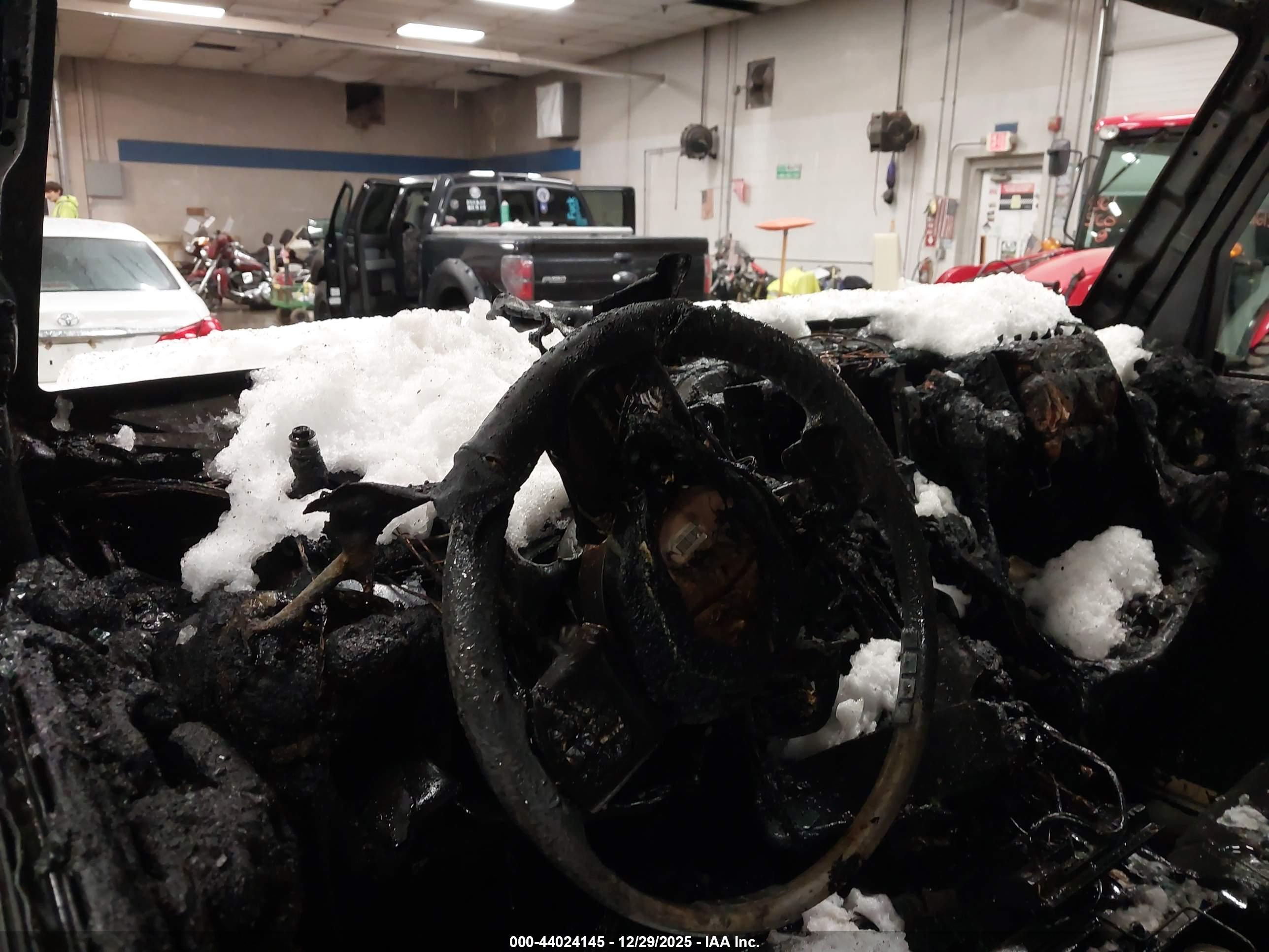 JEEP WRANGLER image 7
