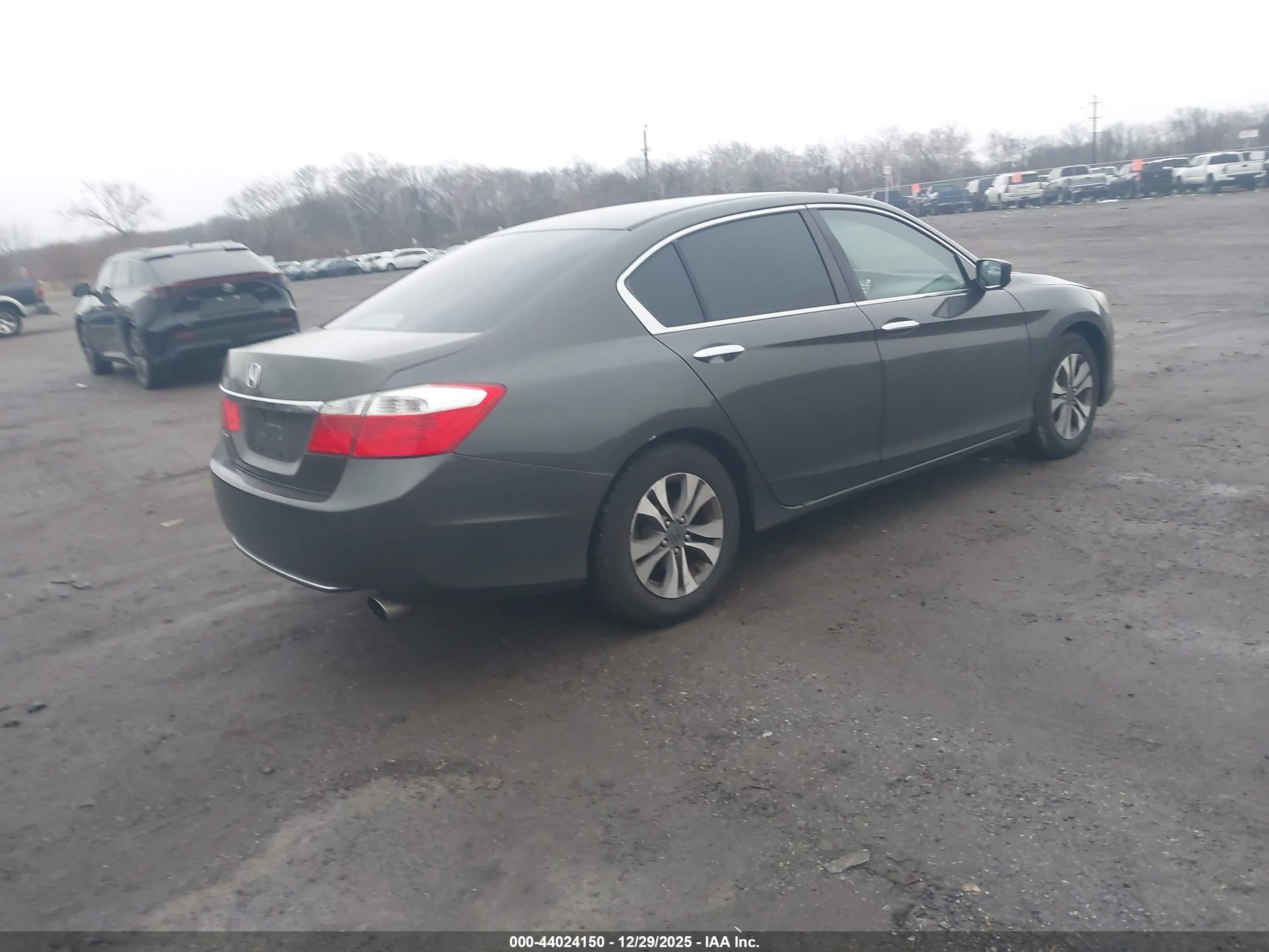 HONDA ACCORD image 4