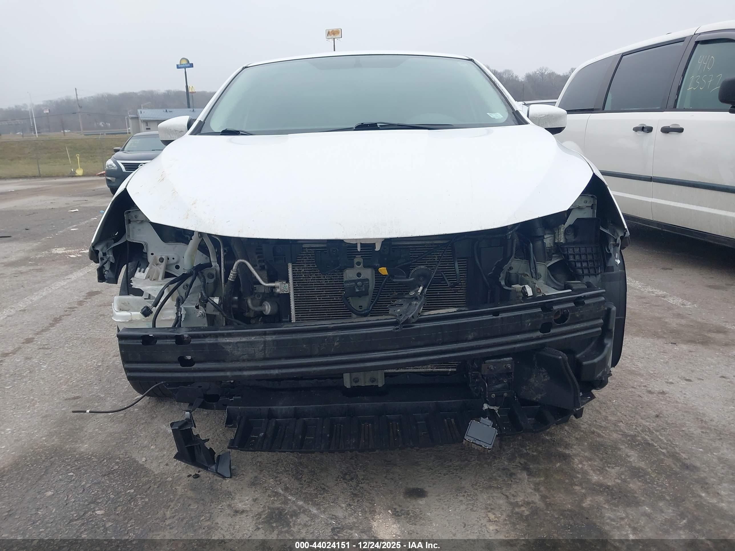 NISSAN SENTRA image 6