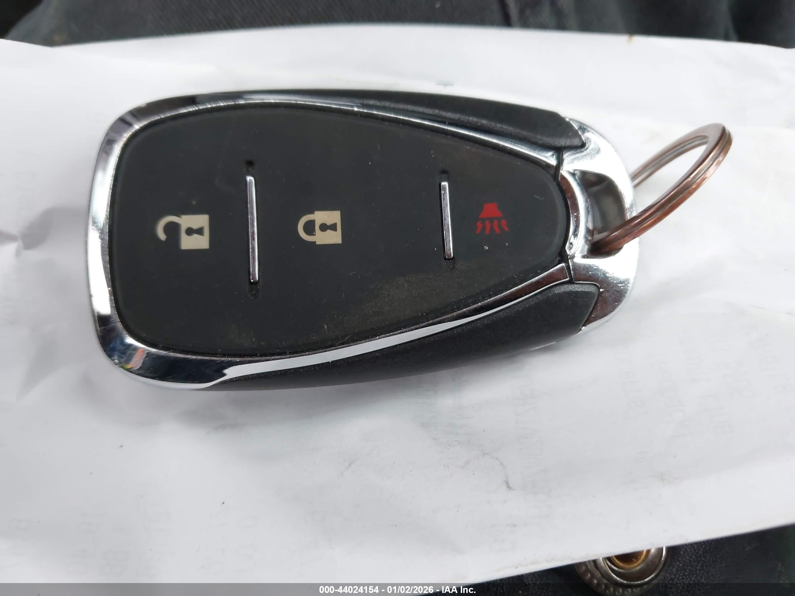 CHEVROLET EQUINOX image 11