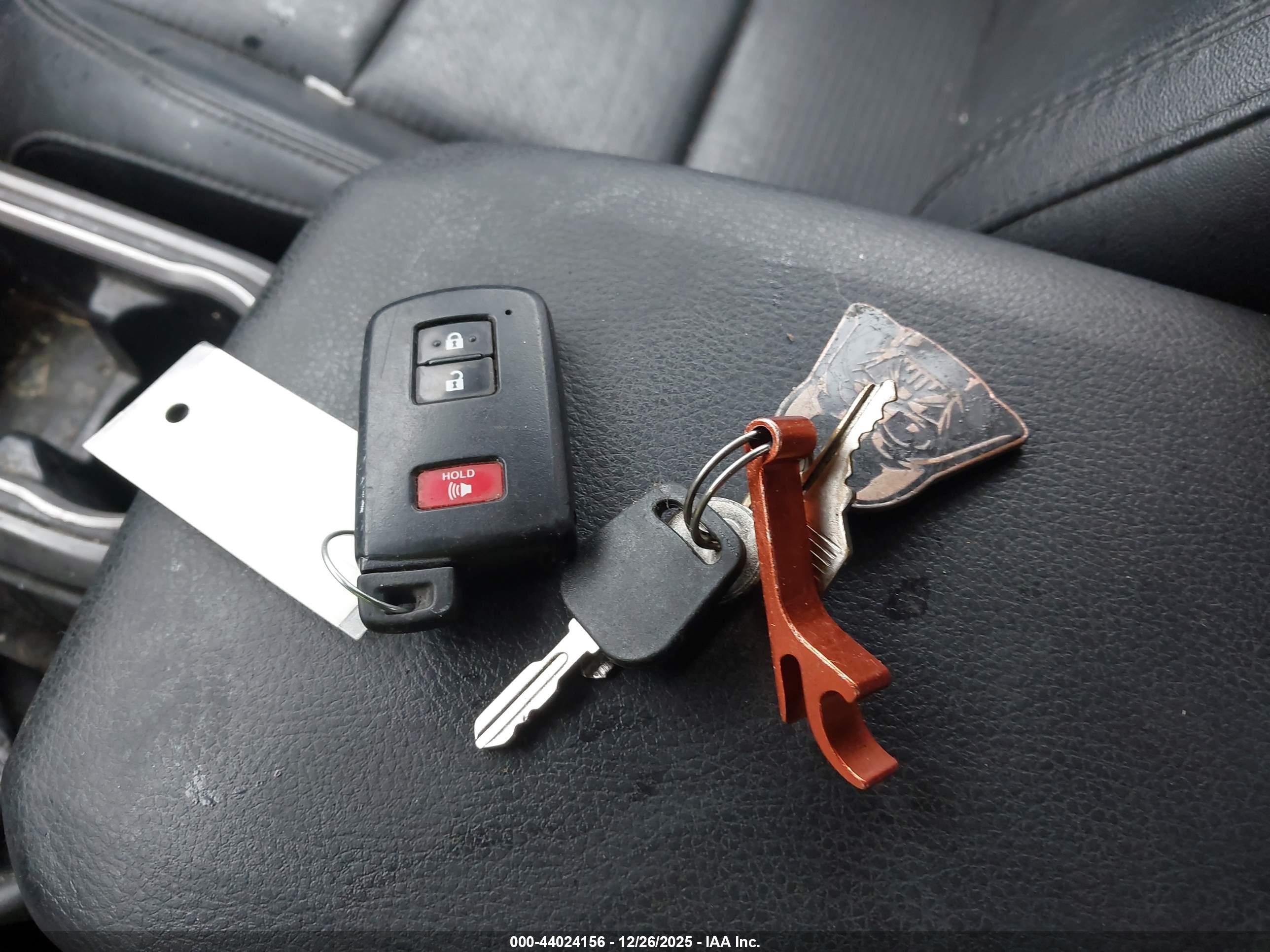 TOYOTA TACOMA image 11
