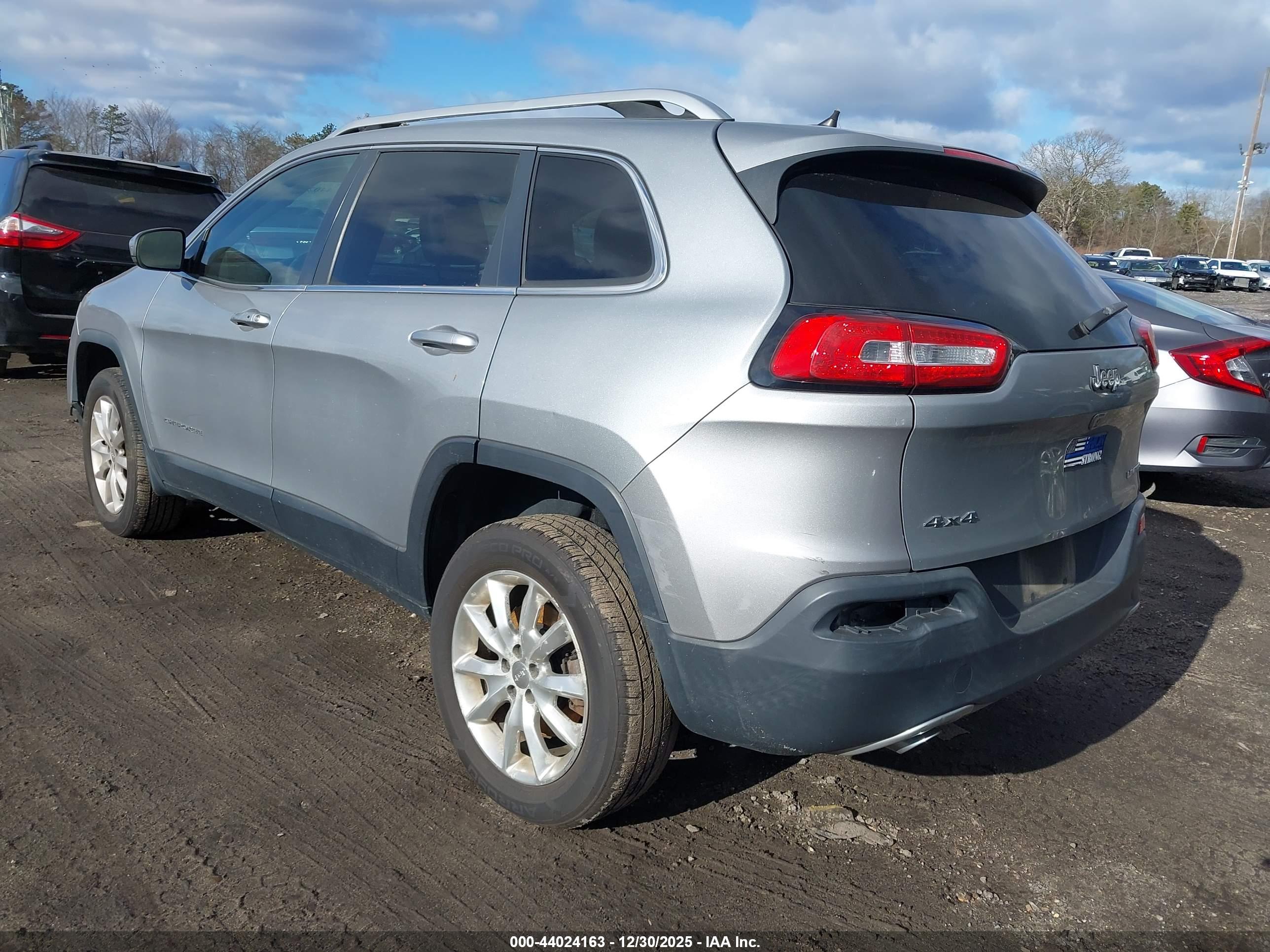 JEEP CHEROKEE image 3