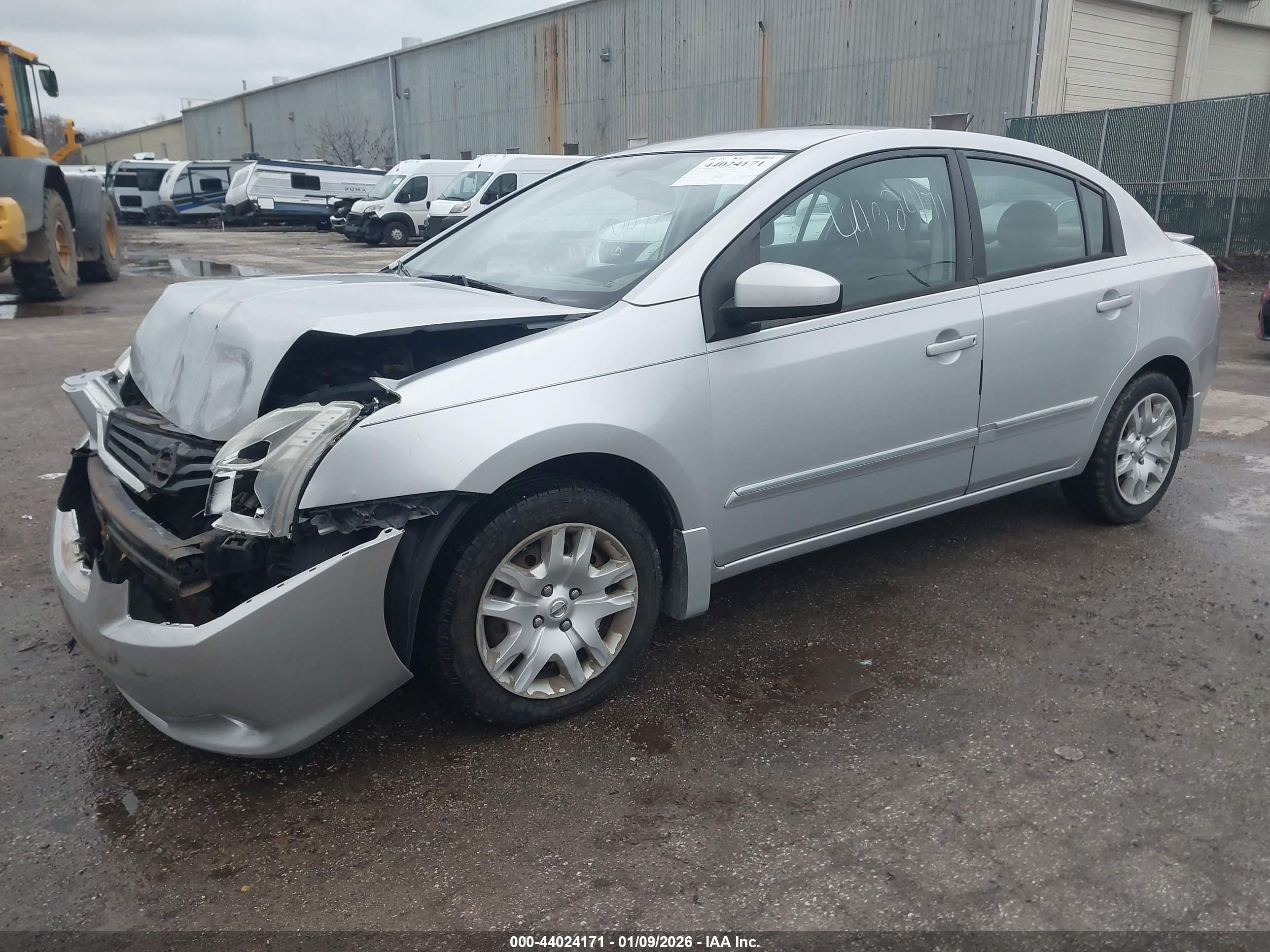 NISSAN SENTRA image 2