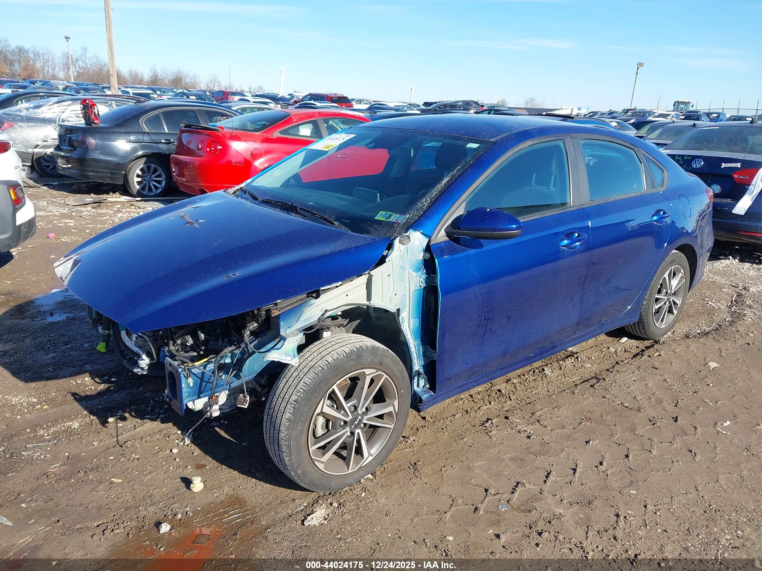 KIA FORTE image 2