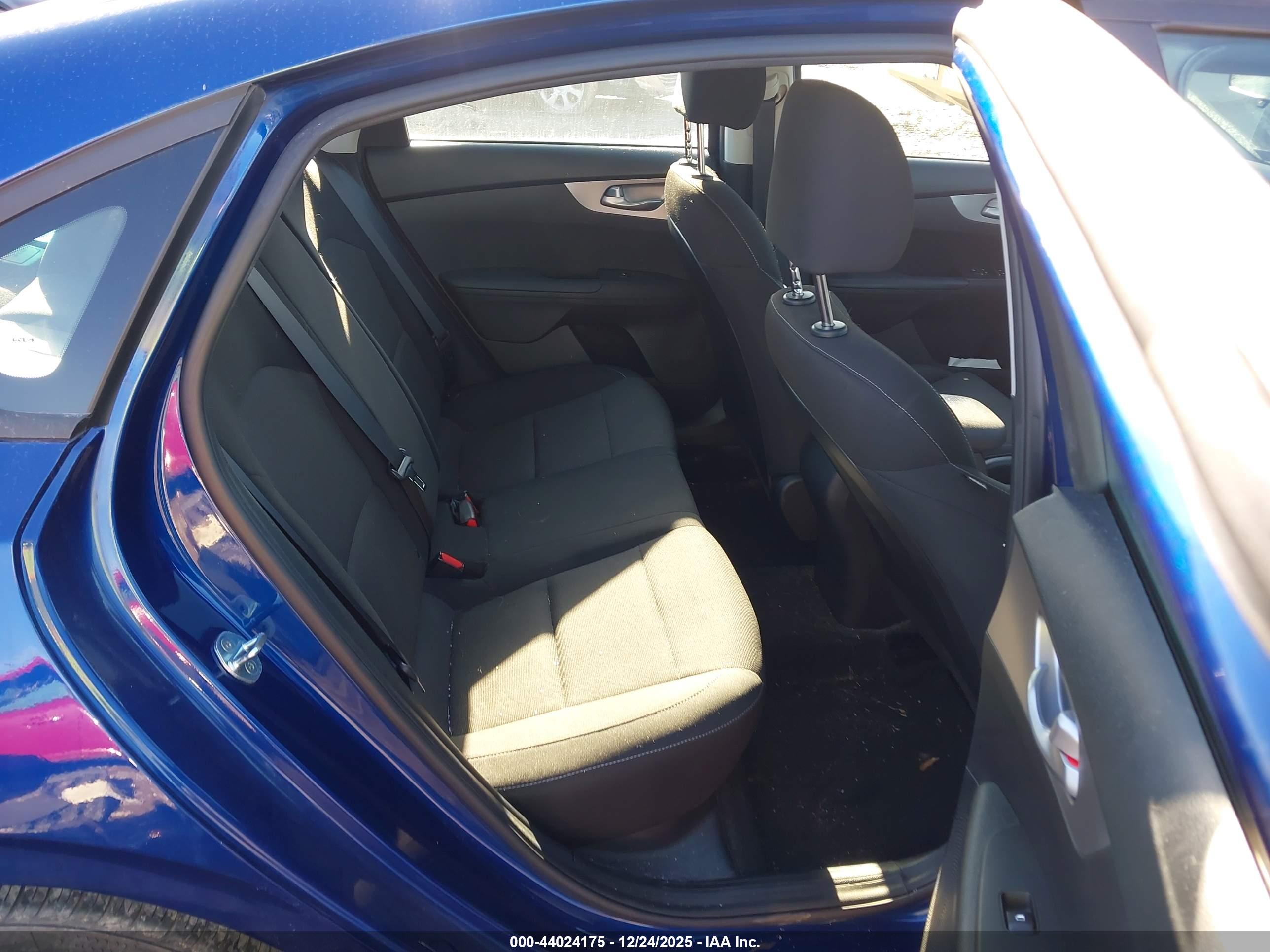 KIA FORTE image 8