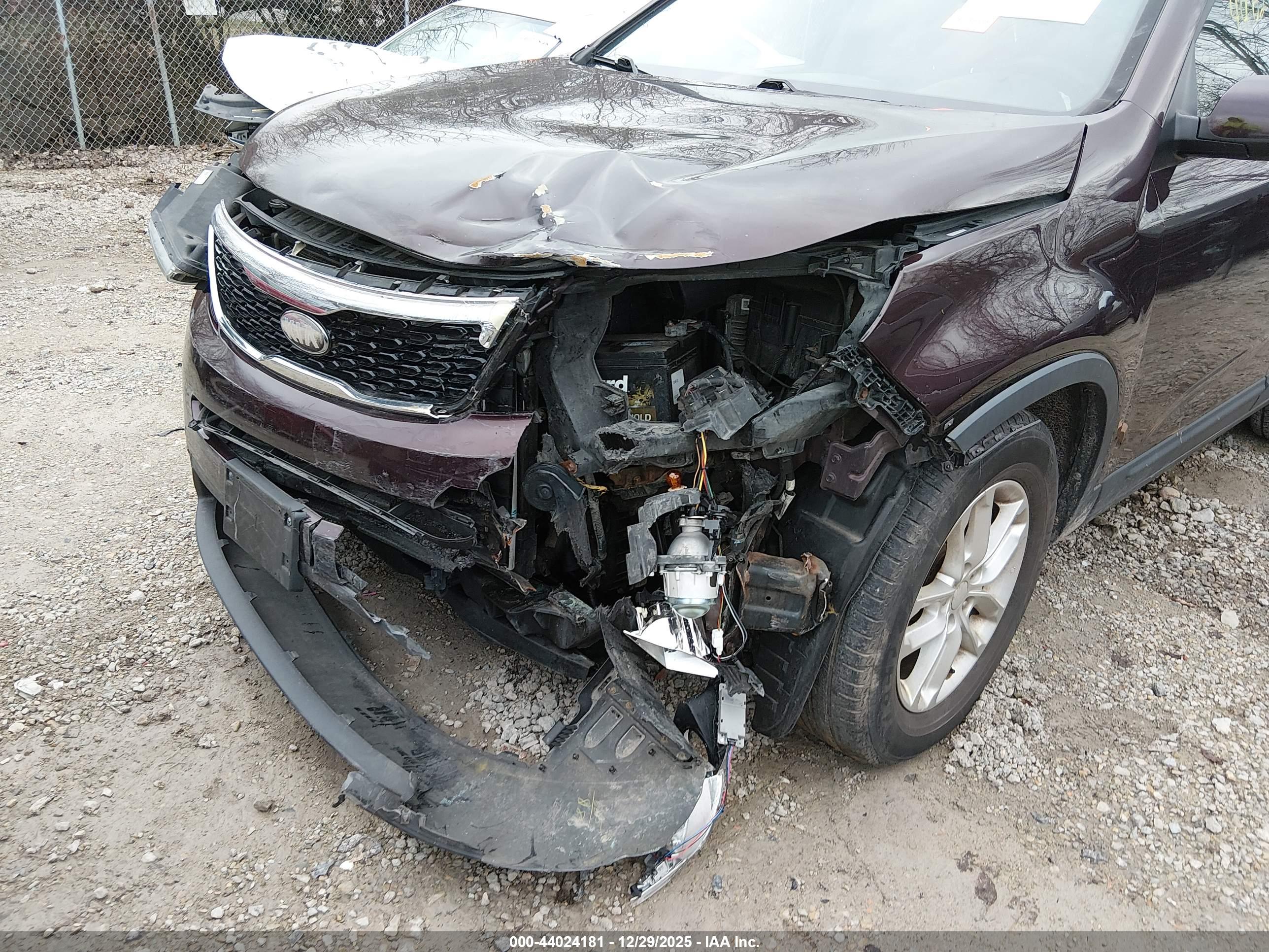 KIA SORENTO image 6