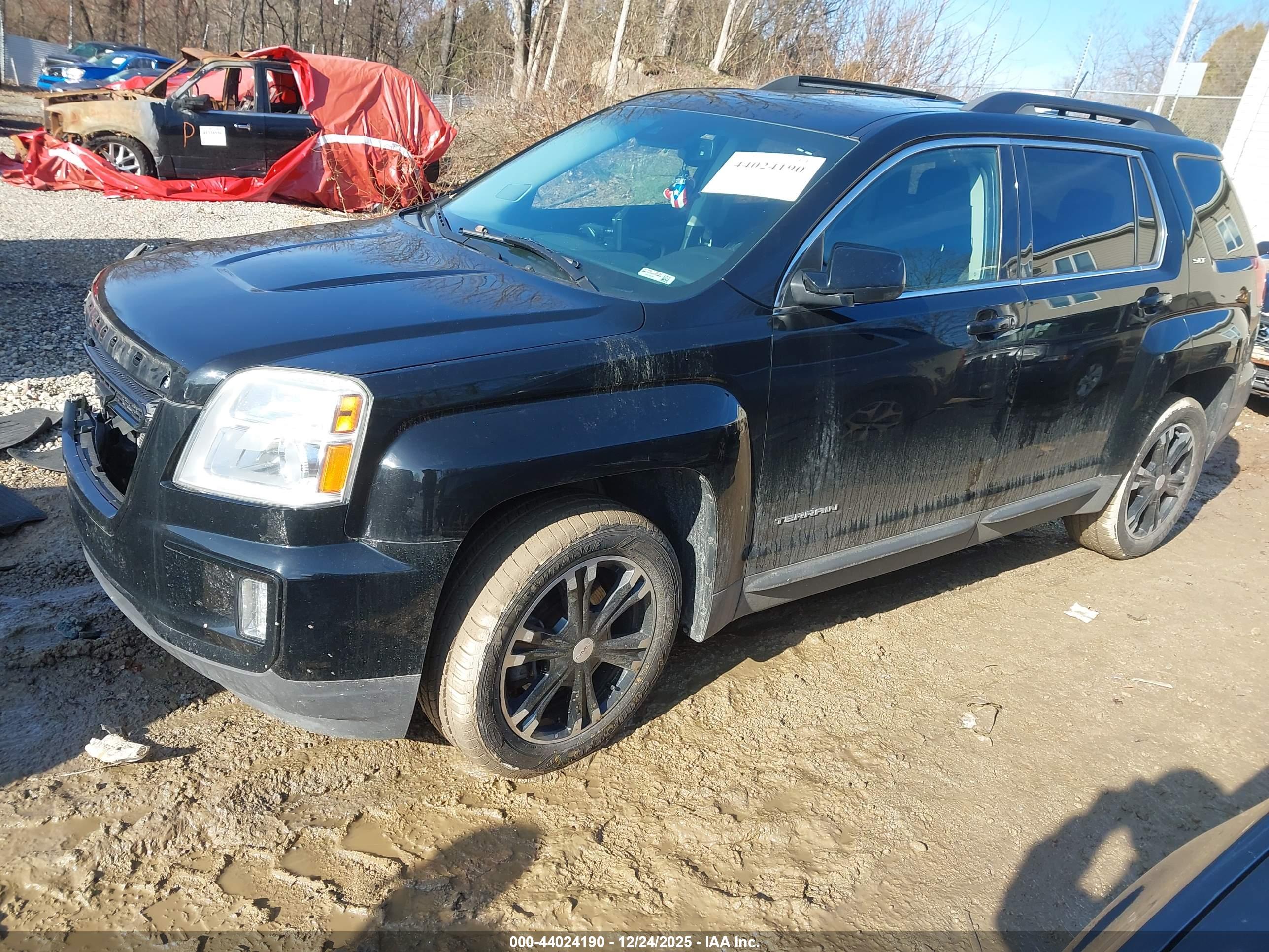 GMC TERRAIN image 2