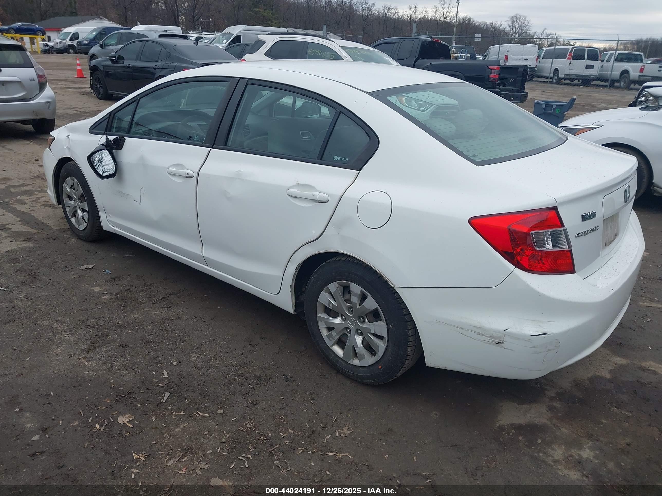 HONDA CIVIC image 3