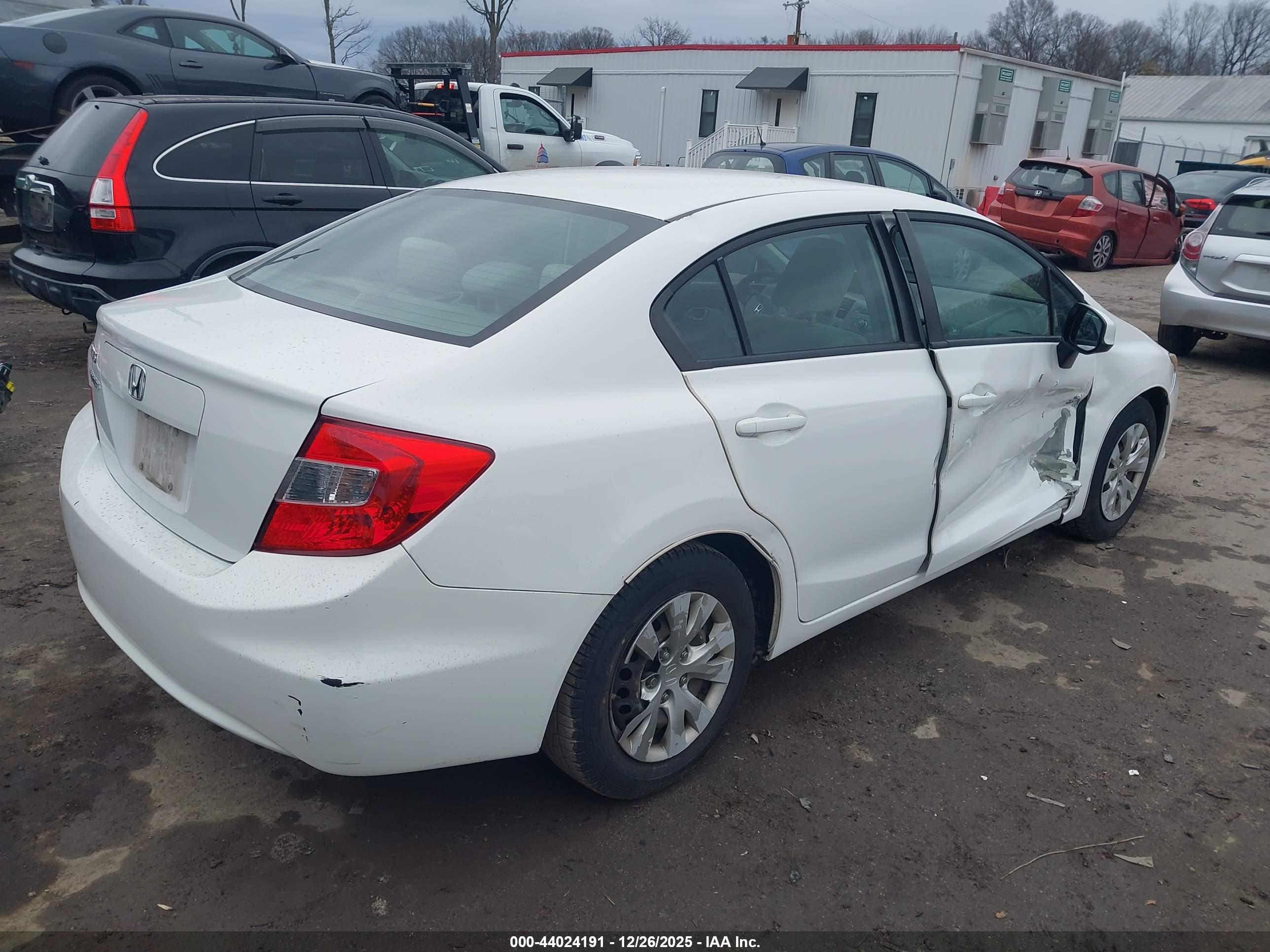 HONDA CIVIC image 4