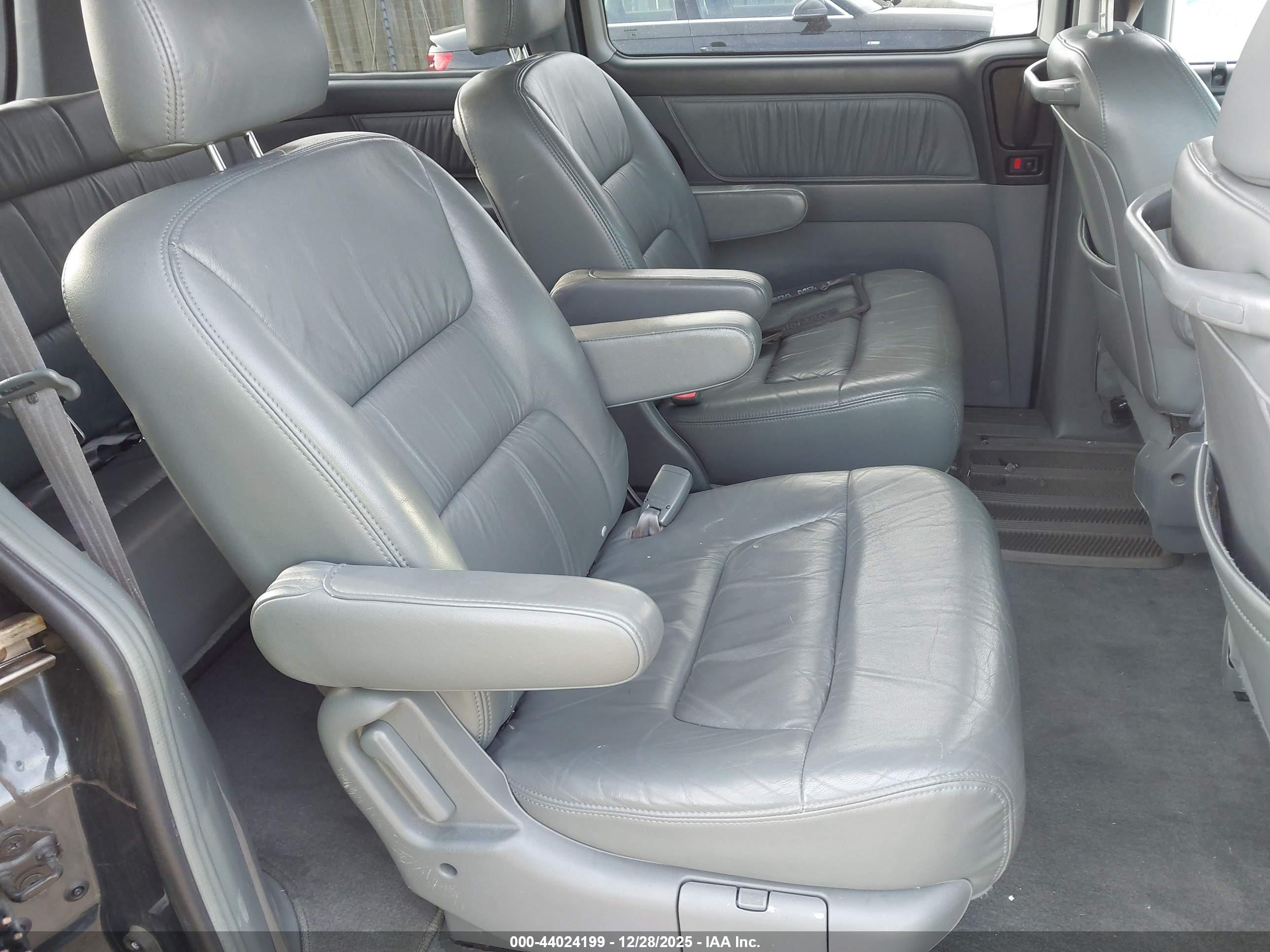 HONDA ODYSSEY image 8