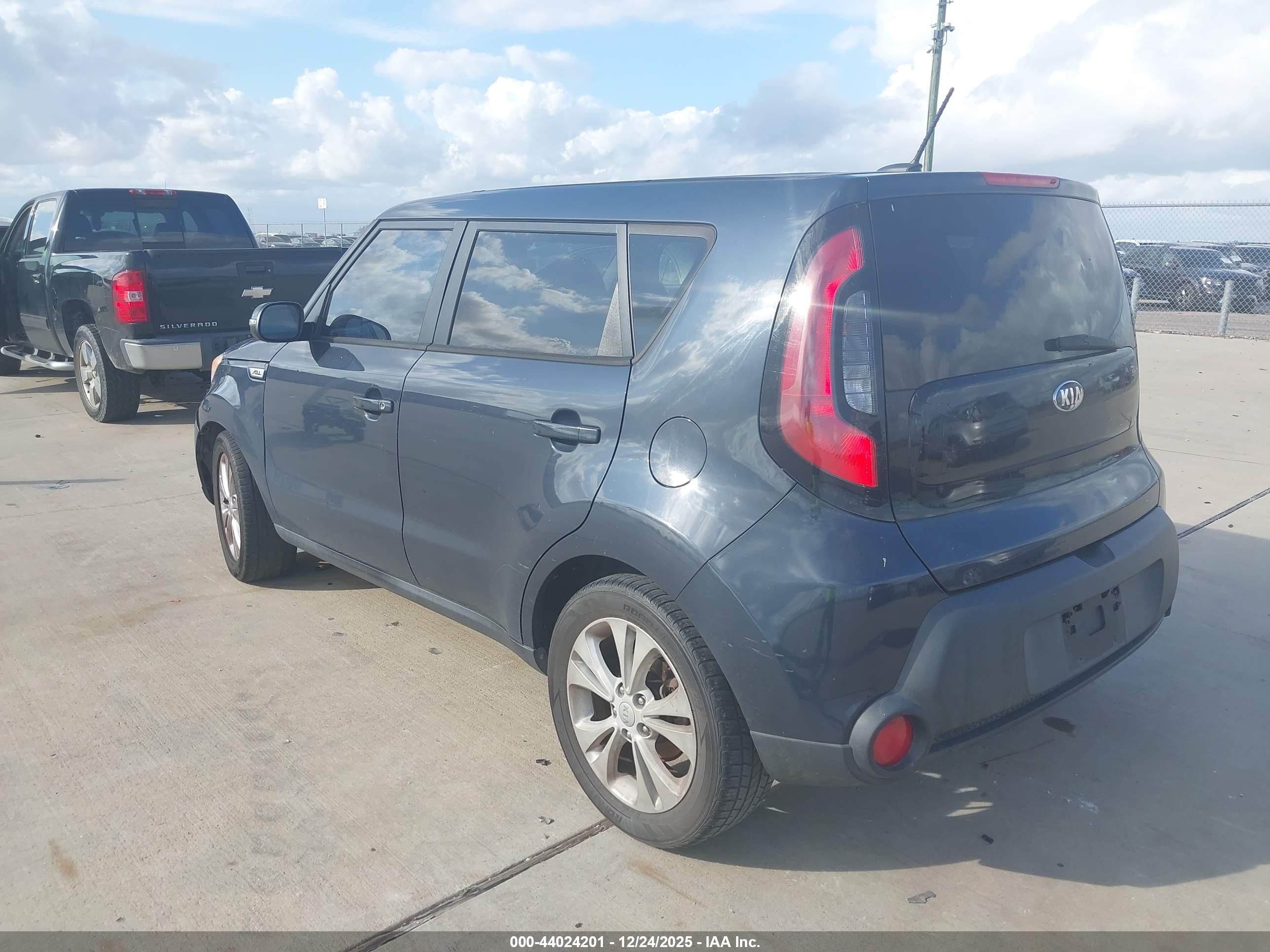 KIA SOUL image 3