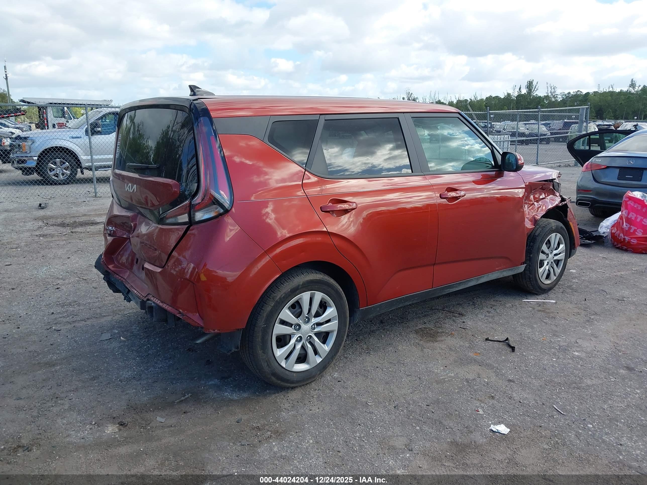 KIA SOUL image 4