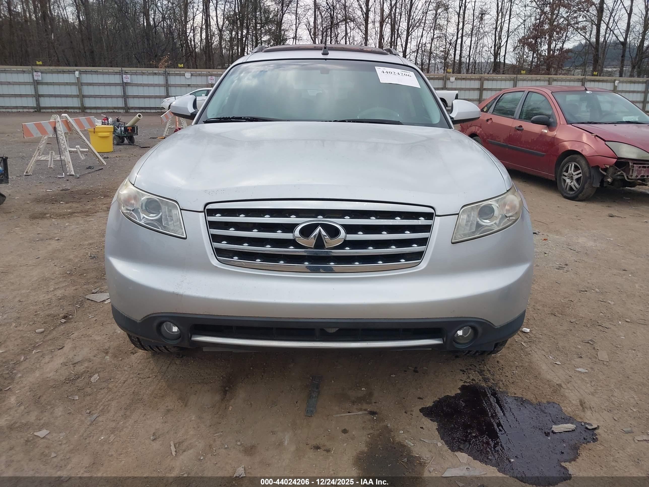 INFINITI FX35 image 6