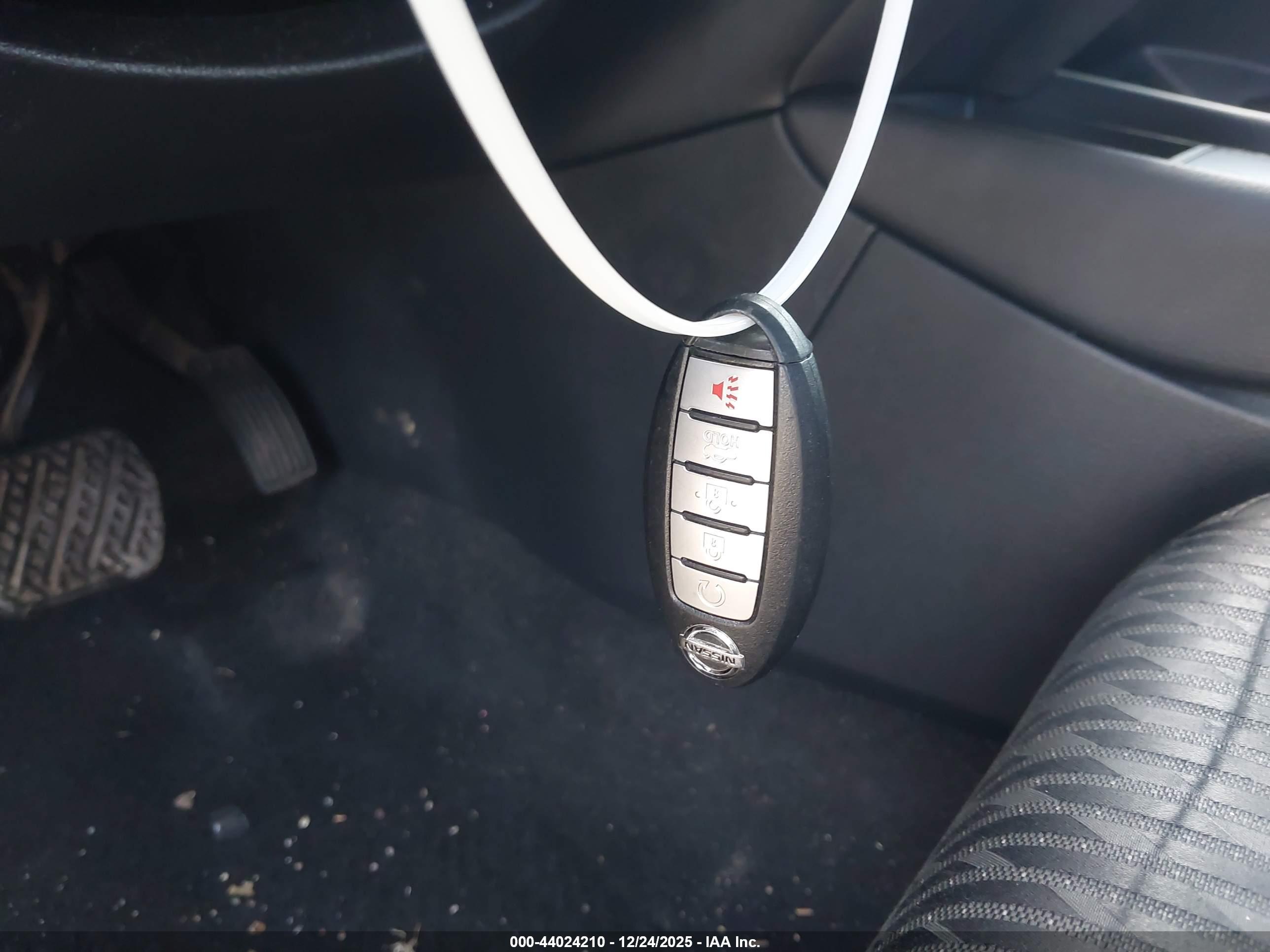 NISSAN ALTIMA image 11