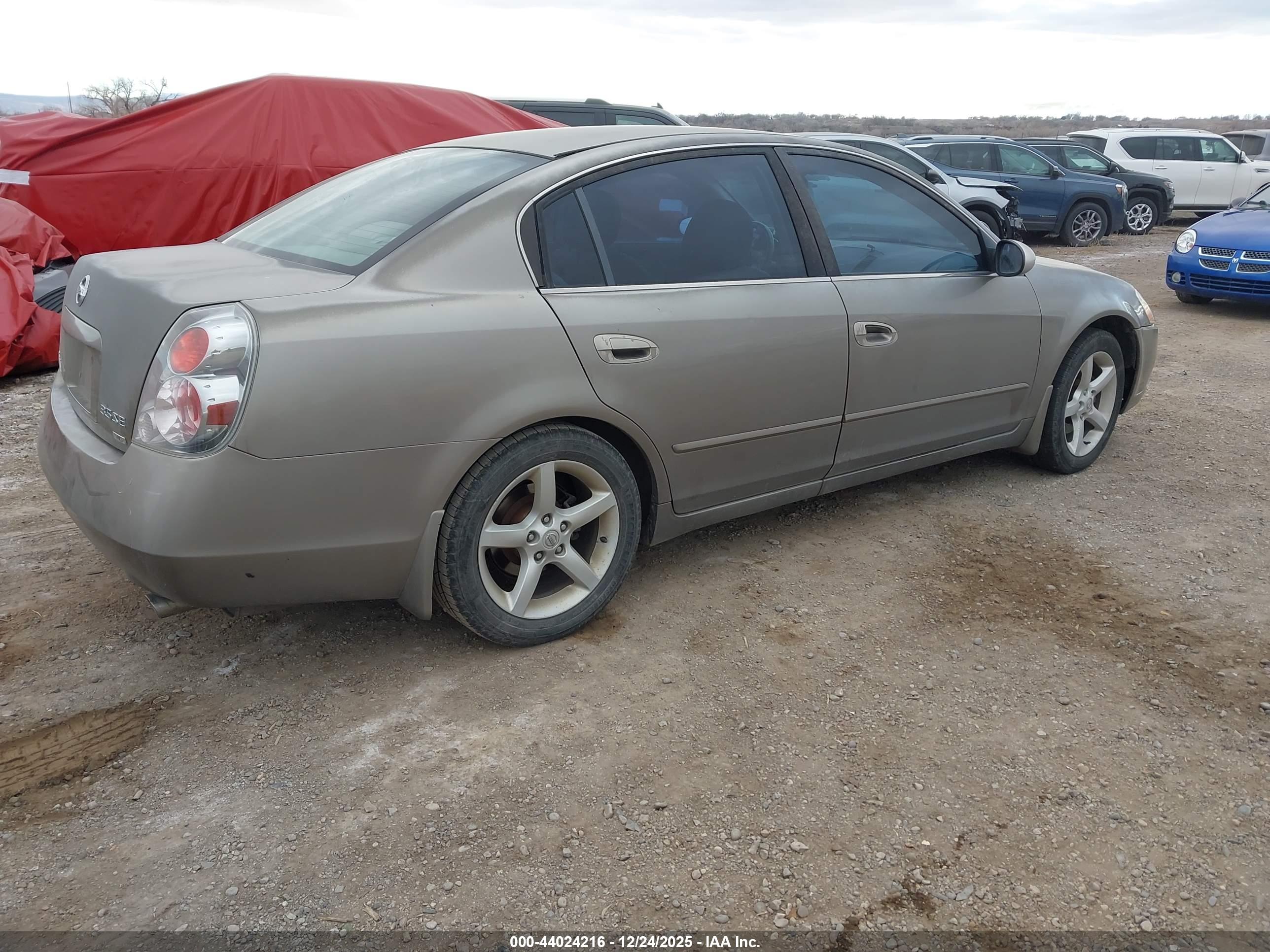 NISSAN ALTIMA image 4