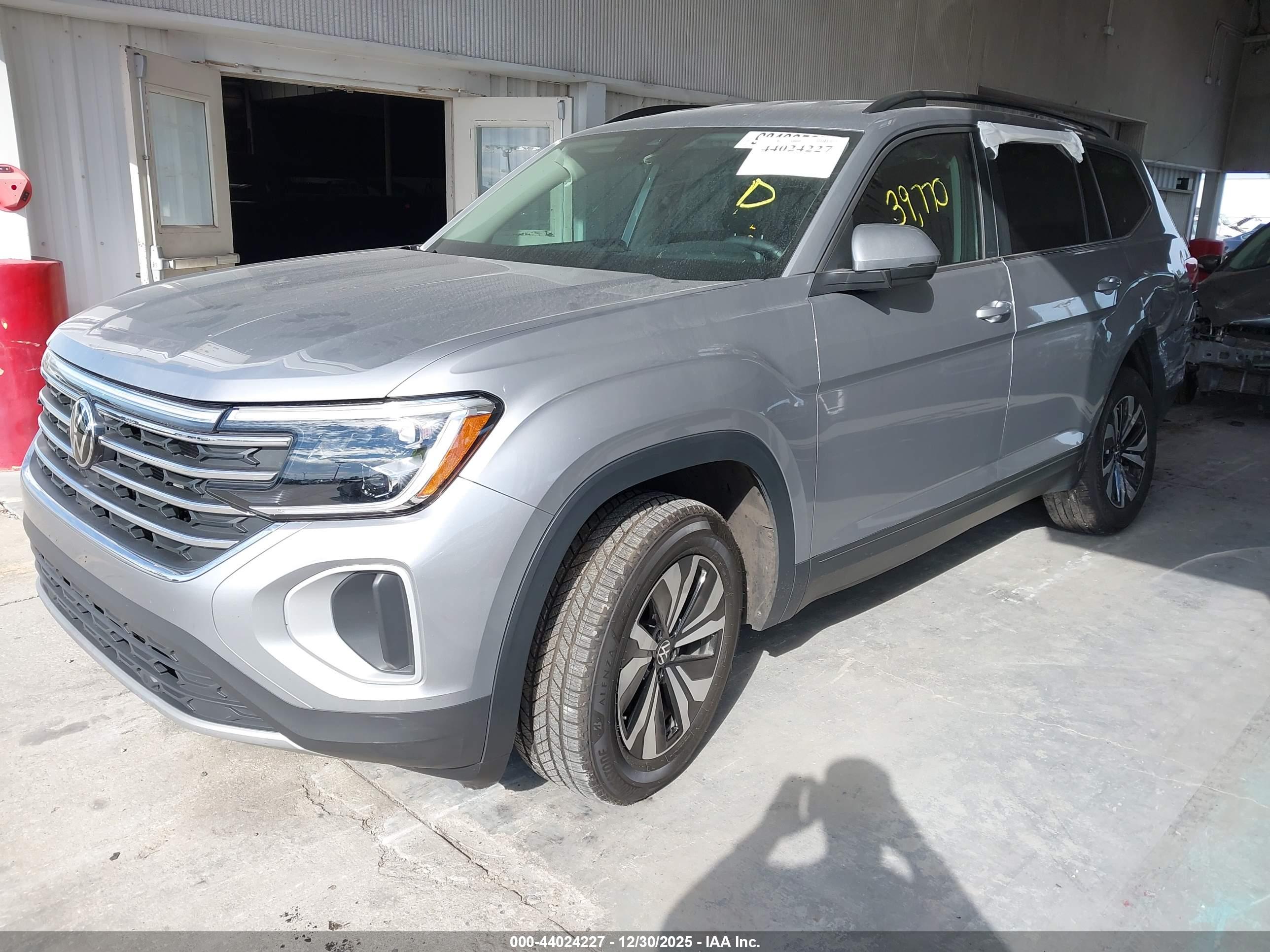 VOLKSWAGEN ATLAS image 2