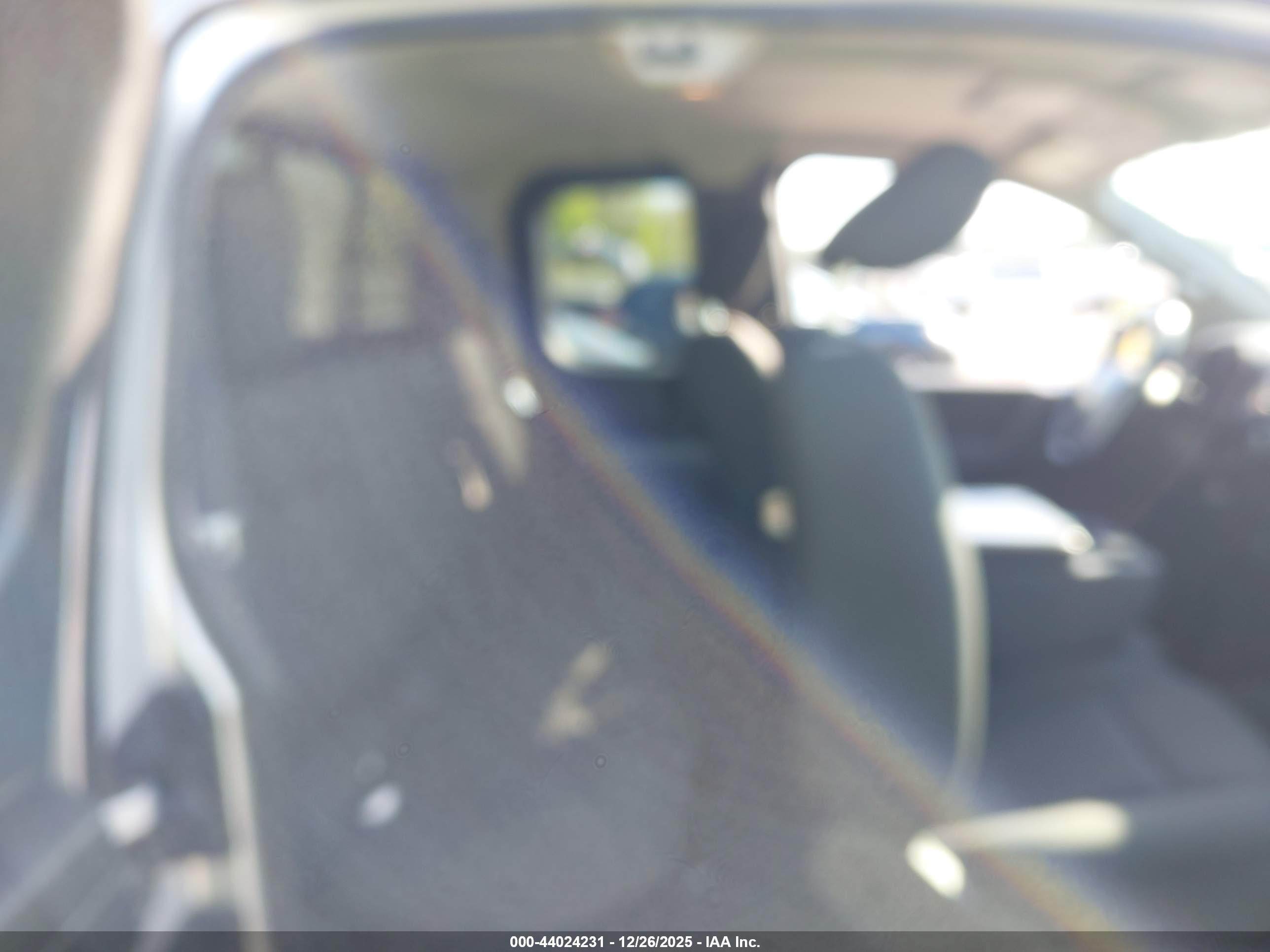 NISSAN TITAN image 8