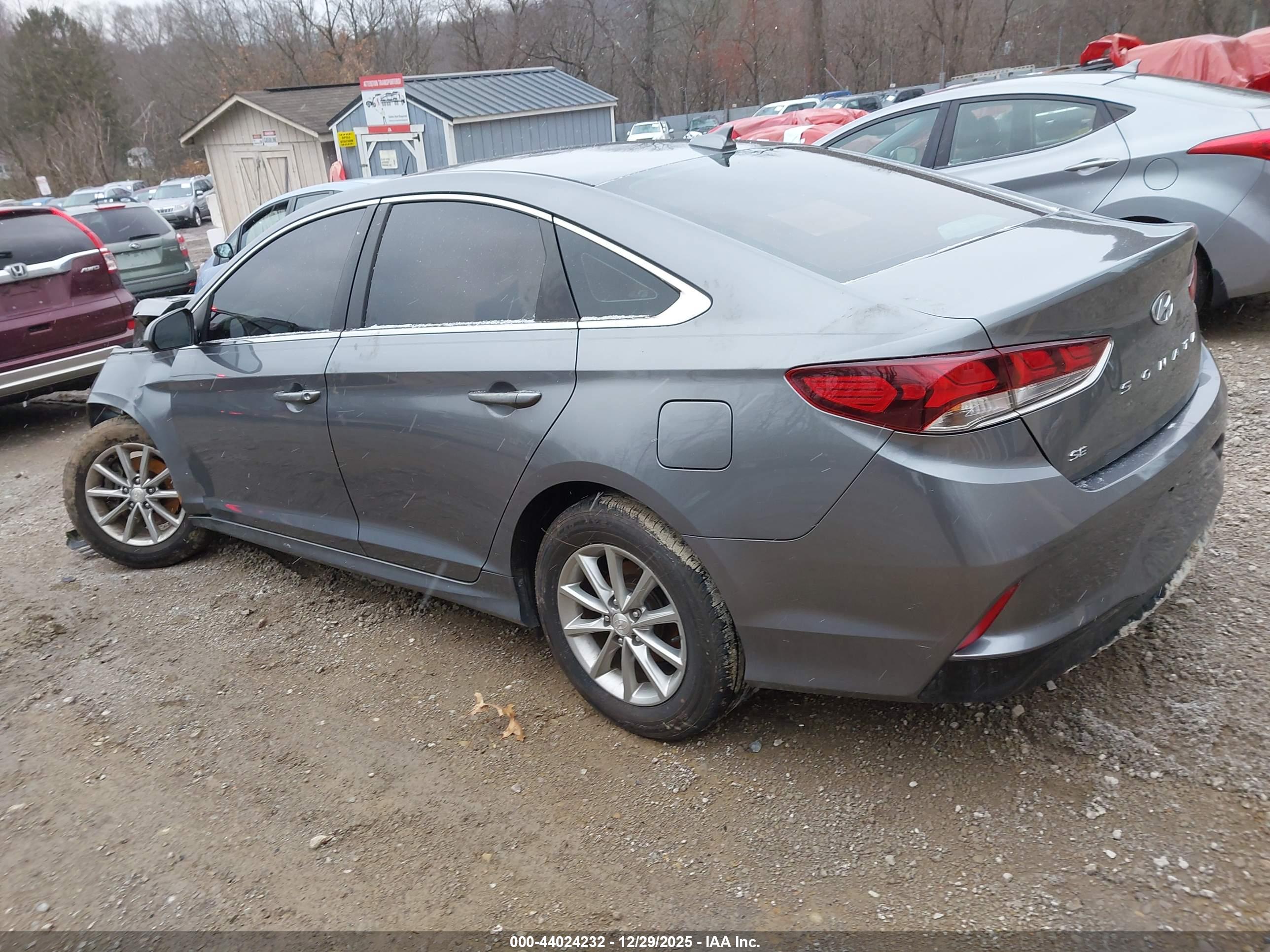 HYUNDAI SONATA image 3