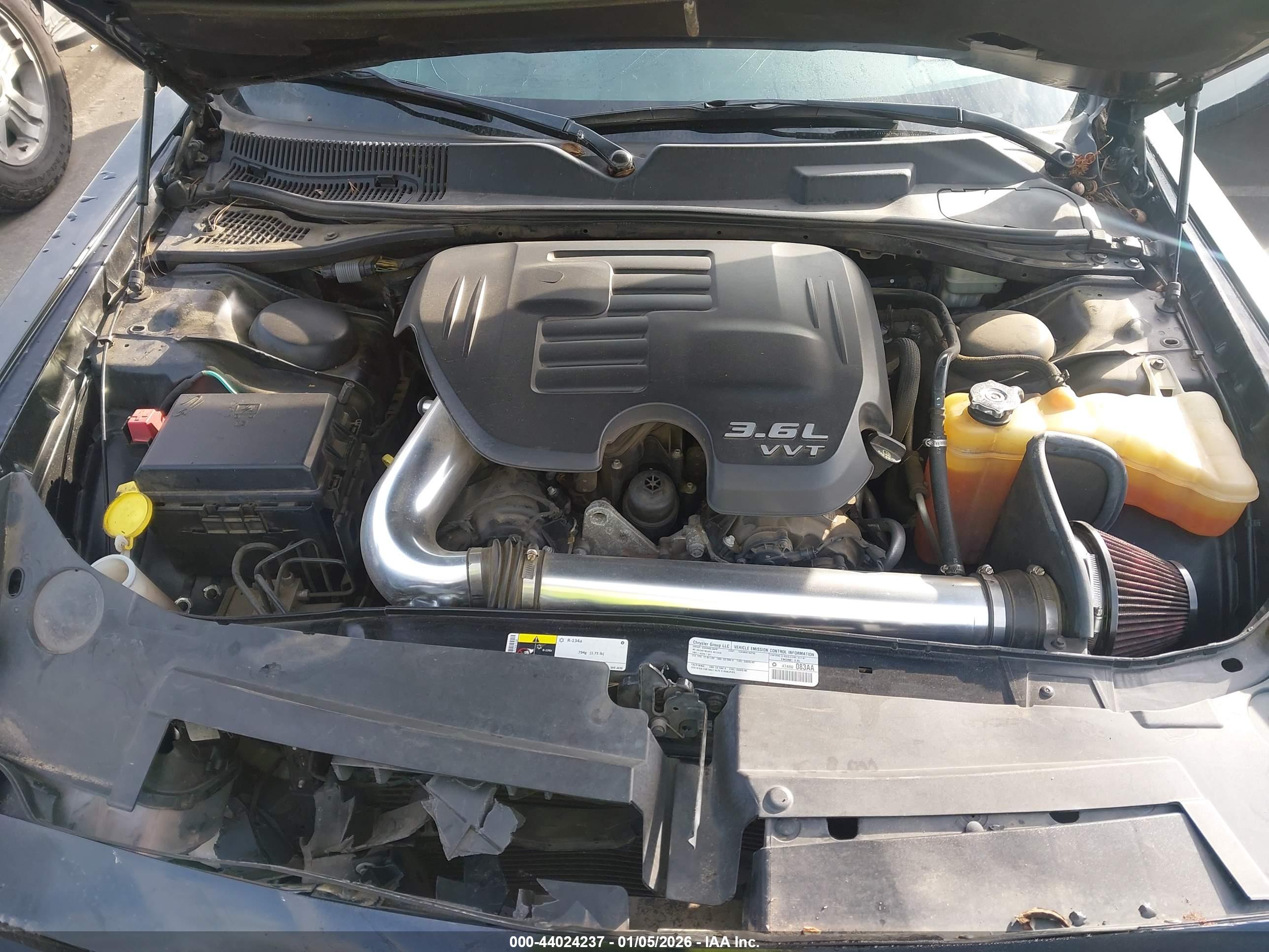 DODGE CHALLENGER image 10