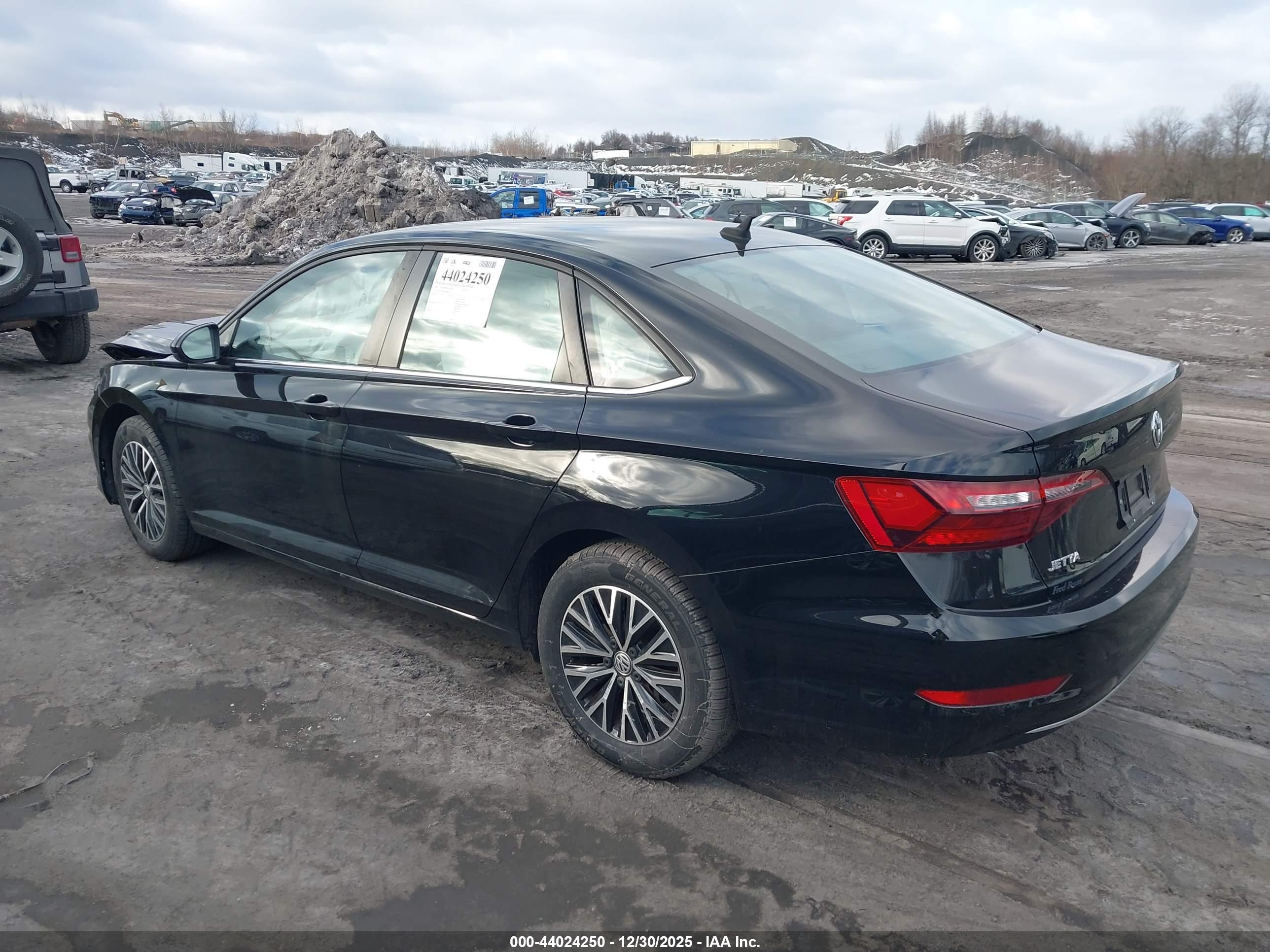 VOLKSWAGEN JETTA image 3