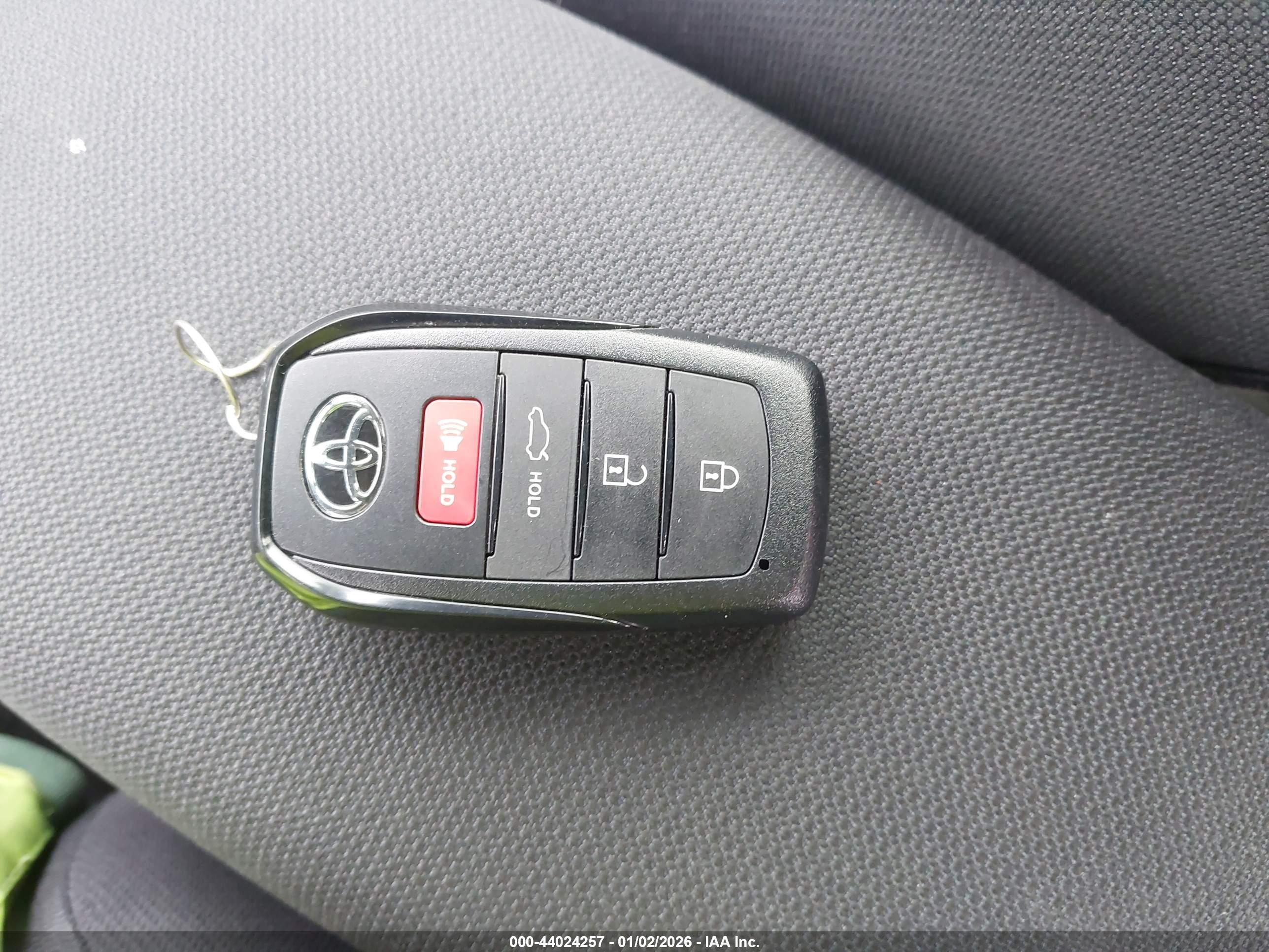 TOYOTA COROLLA image 11