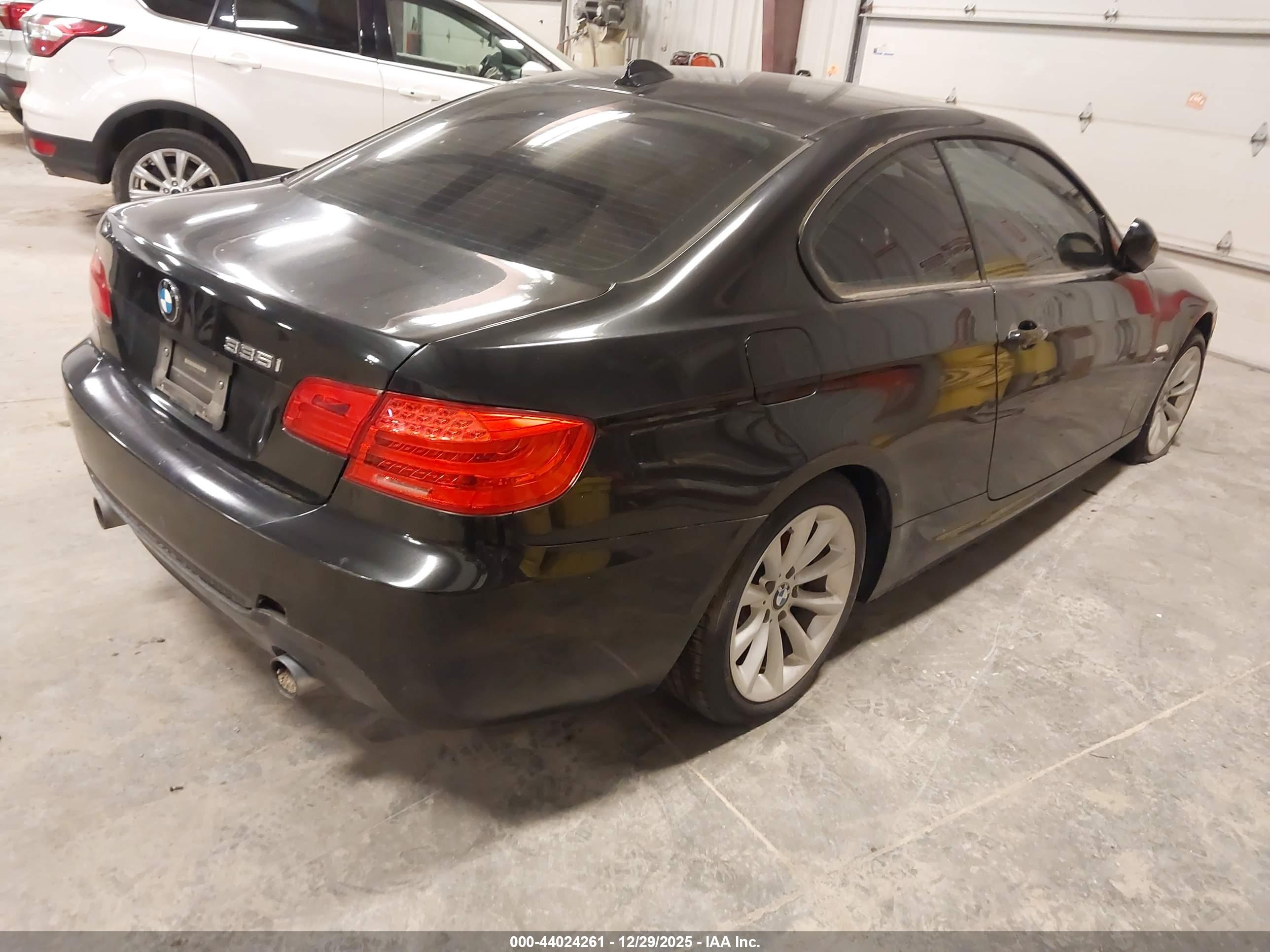 BMW 335I image 4