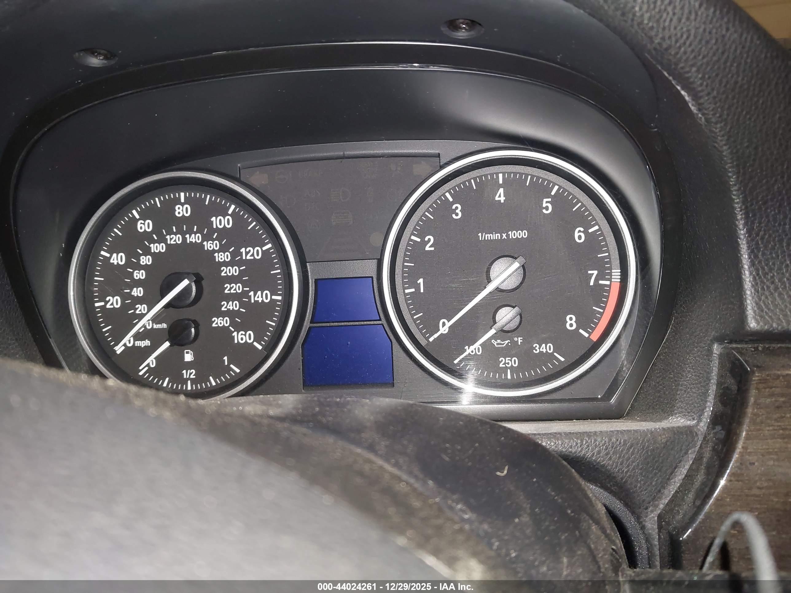 BMW 335I image 7