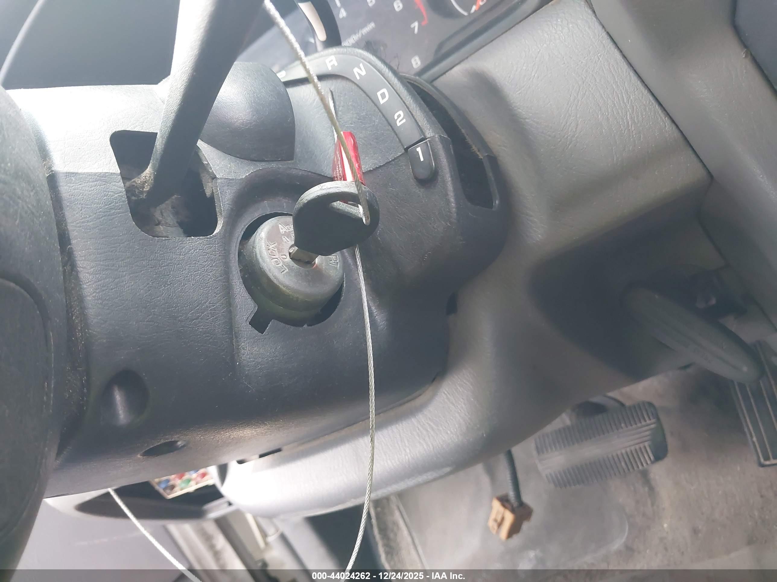NISSAN FRONTIER image 11