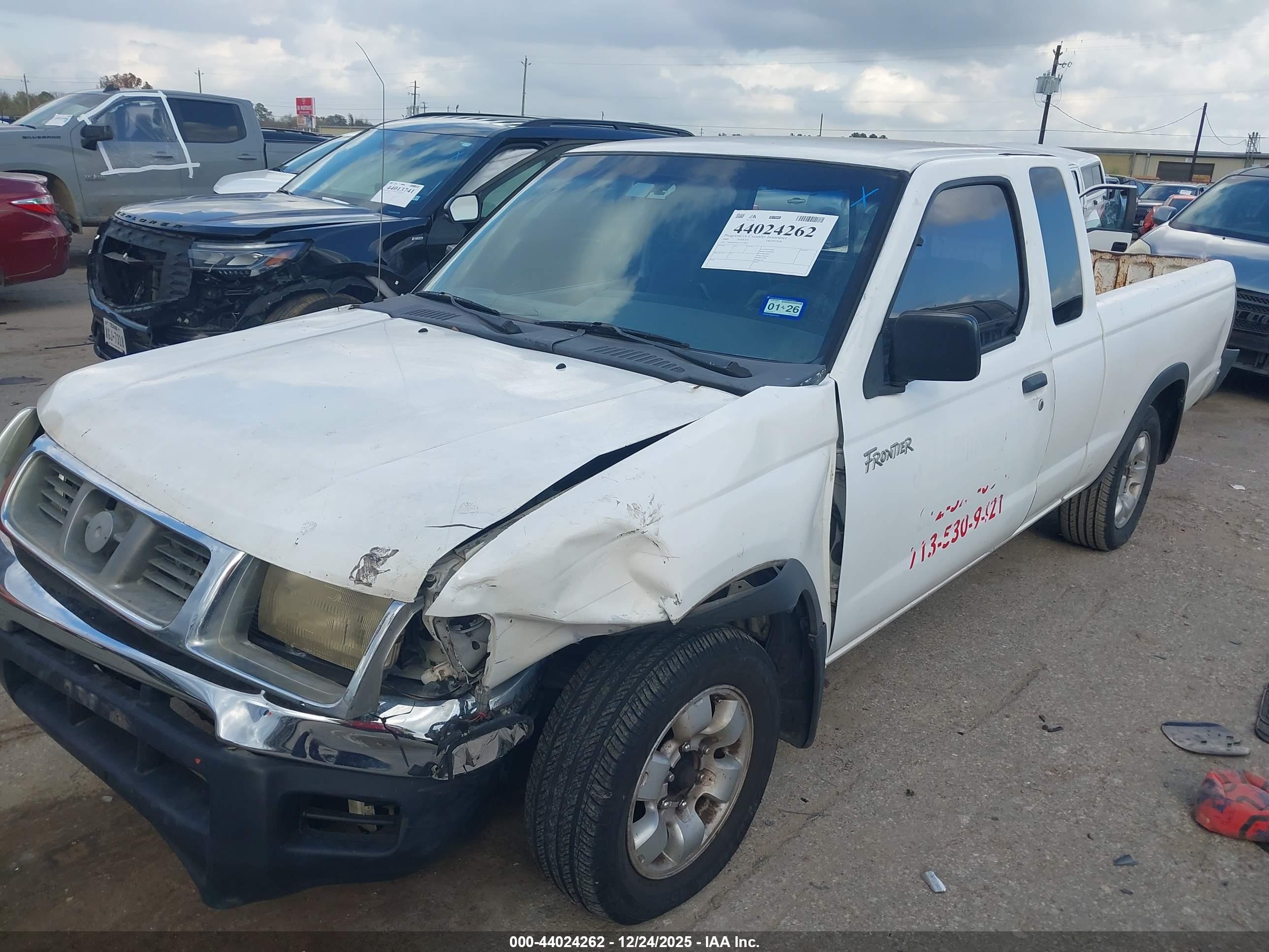 NISSAN FRONTIER image 2