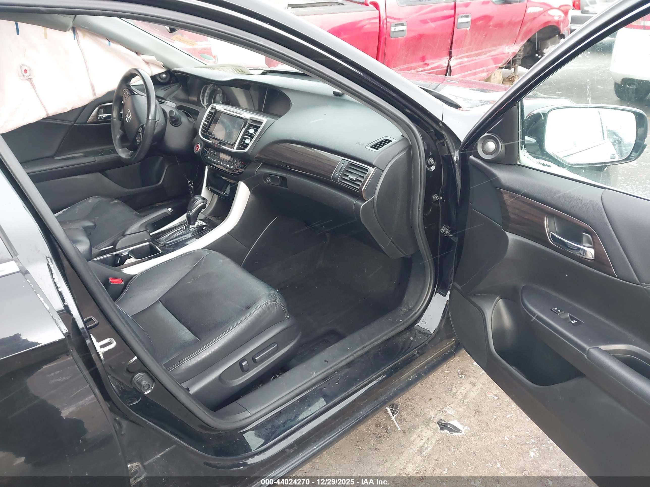 HONDA ACCORD image 5