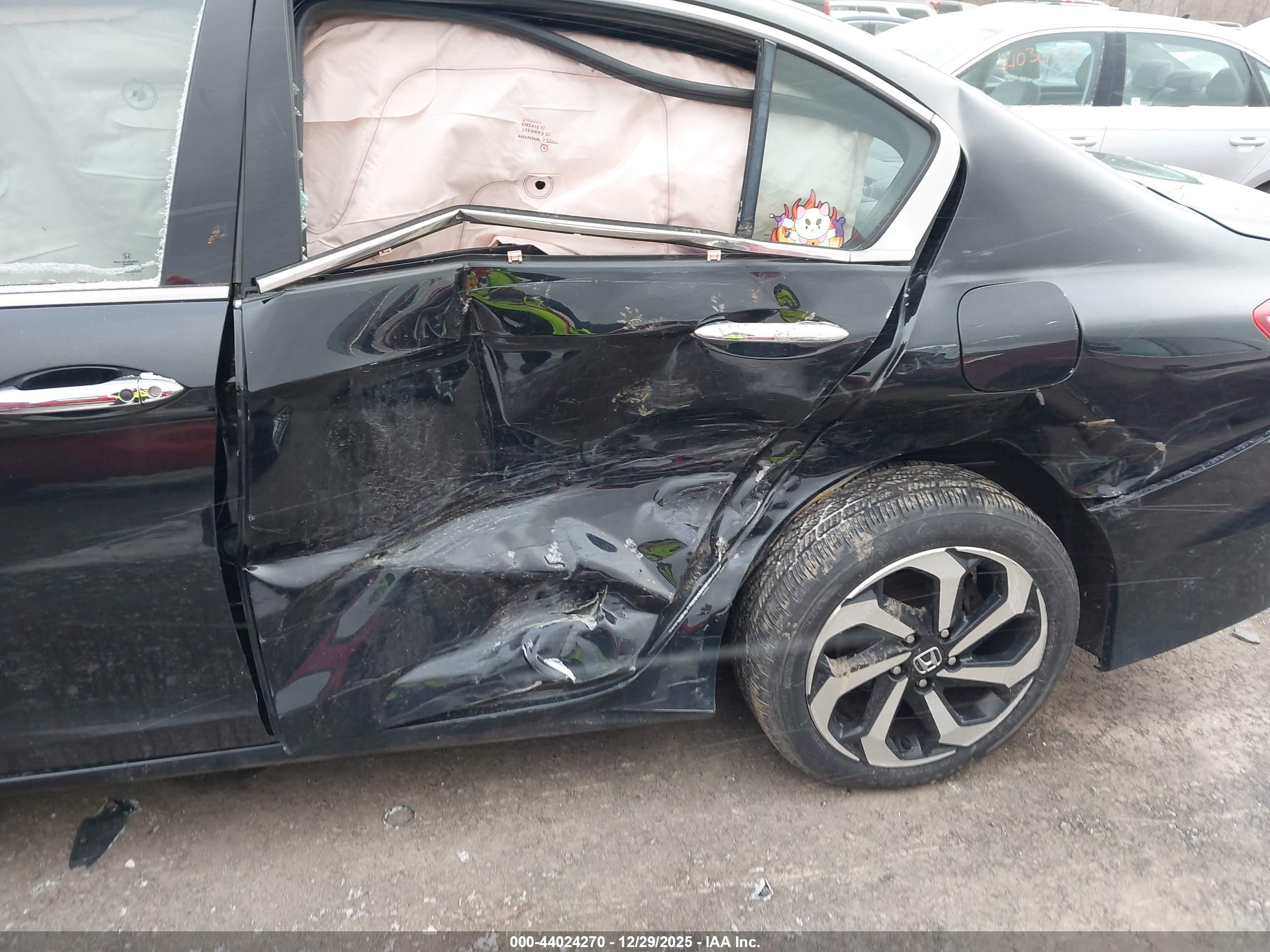 HONDA ACCORD image 6