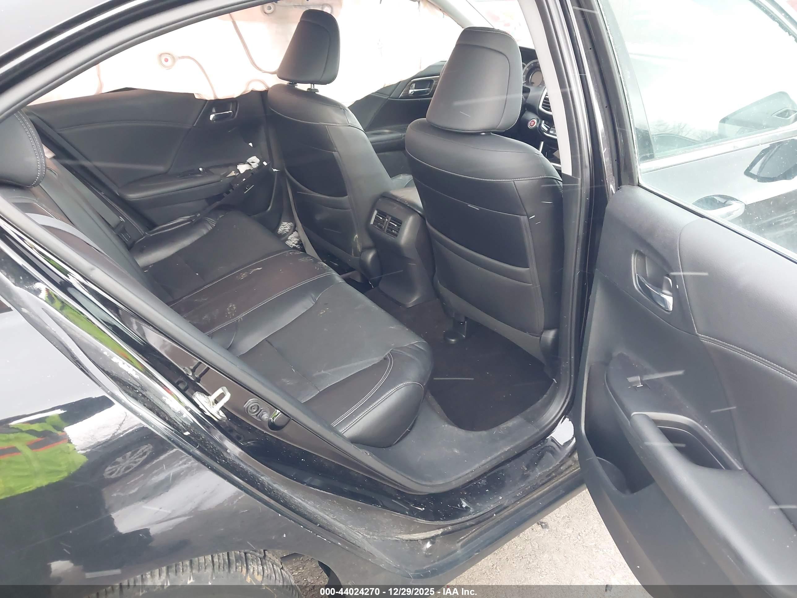 HONDA ACCORD image 8