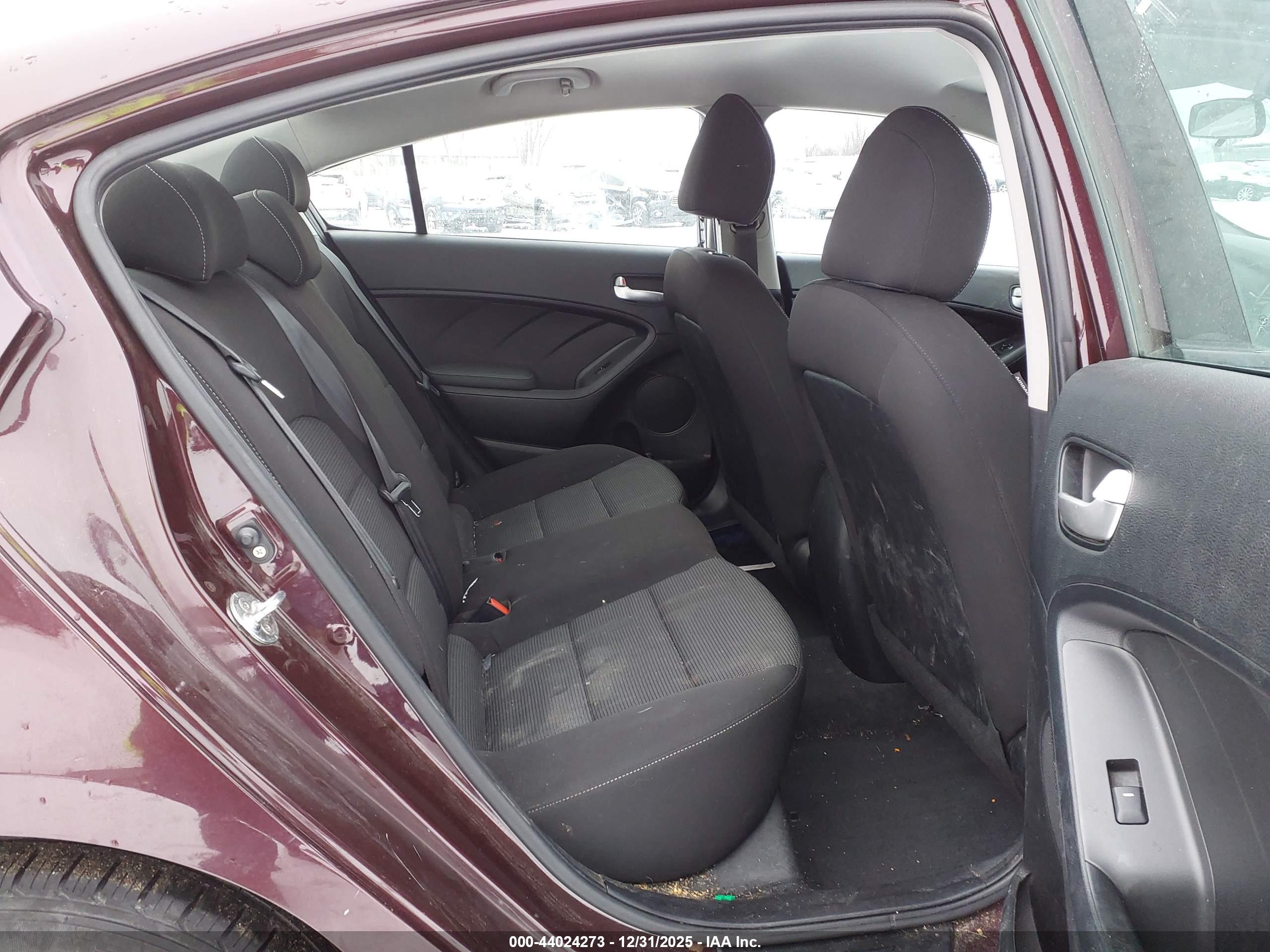 KIA FORTE image 8