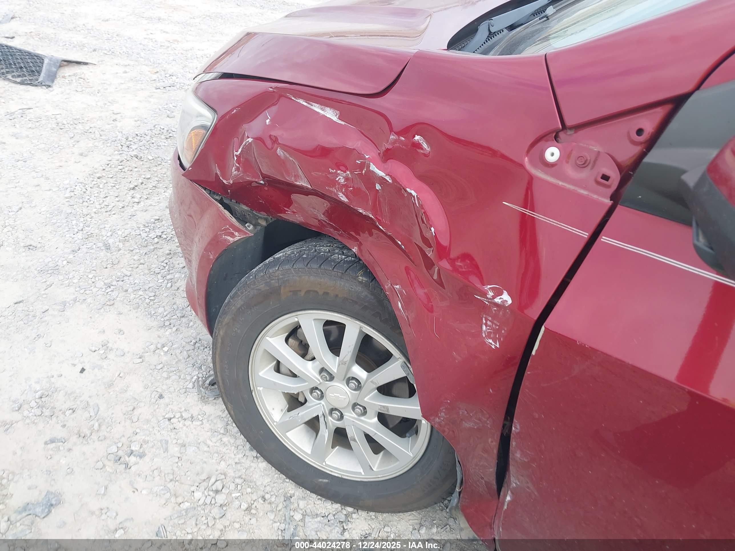 CHEVROLET SONIC image 6