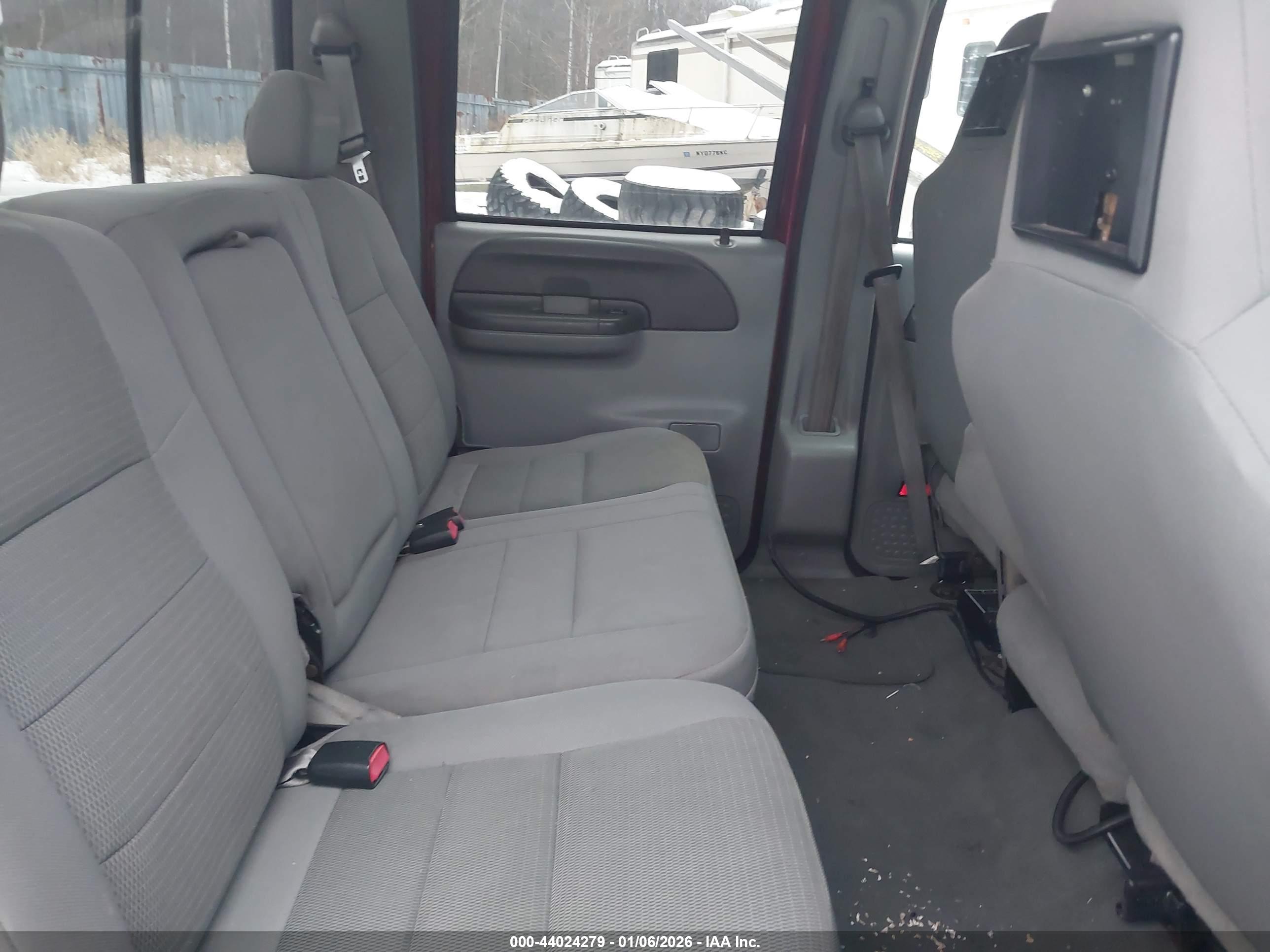 FORD F-350 image 8