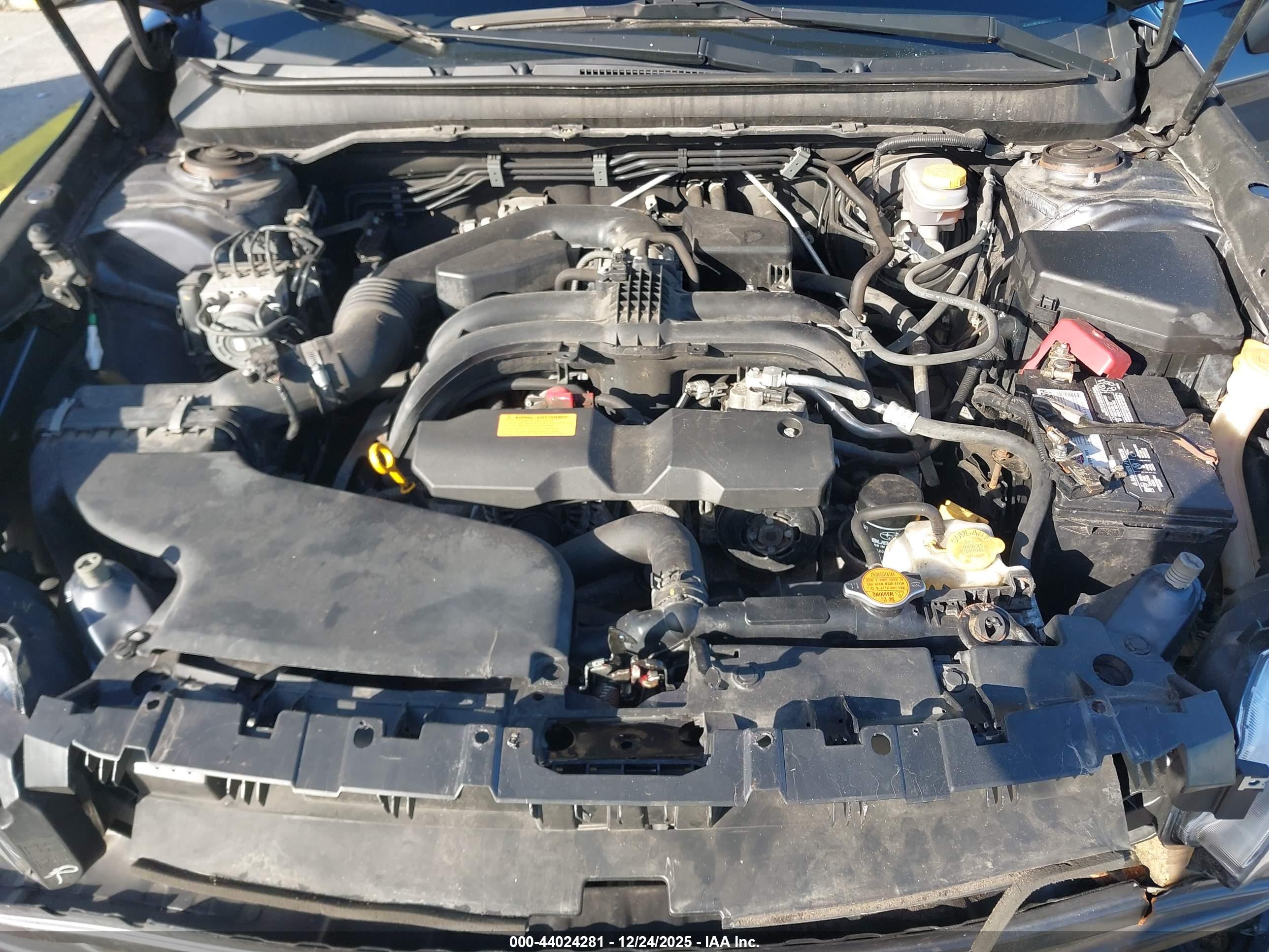 SUBARU OUTBACK image 10