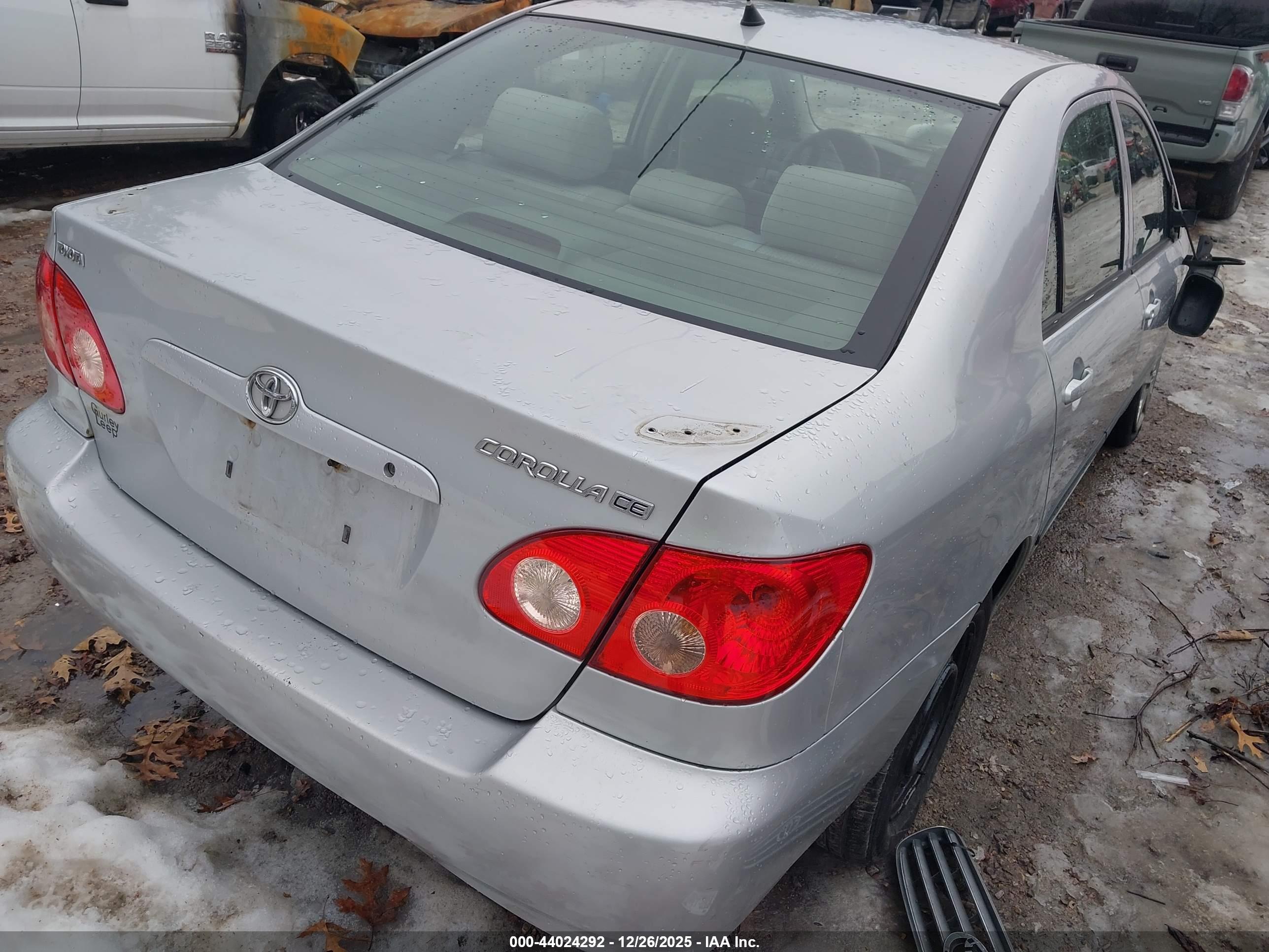 TOYOTA COROLLA image 4