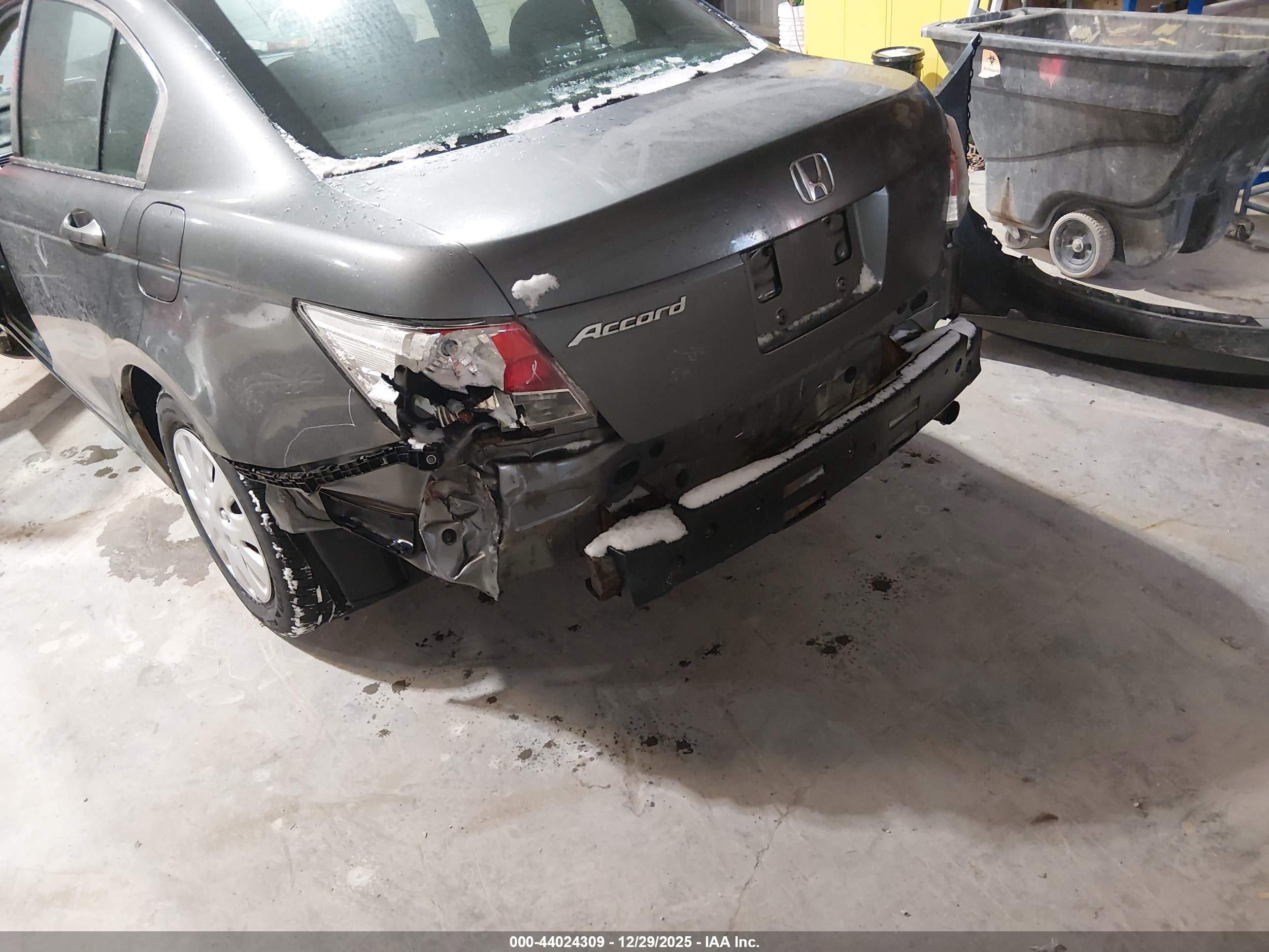 HONDA ACCORD image 6