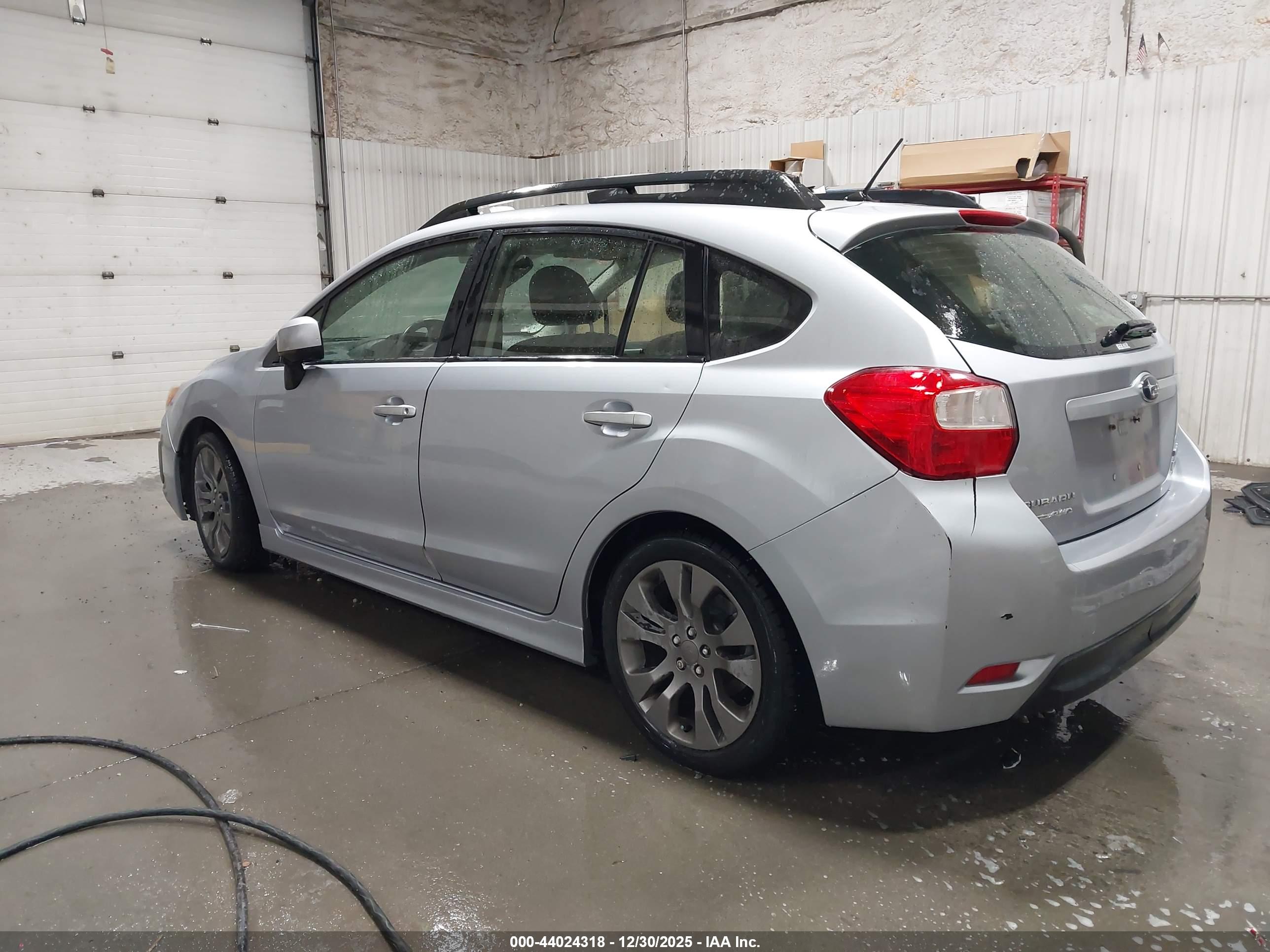 SUBARU IMPREZA image 3