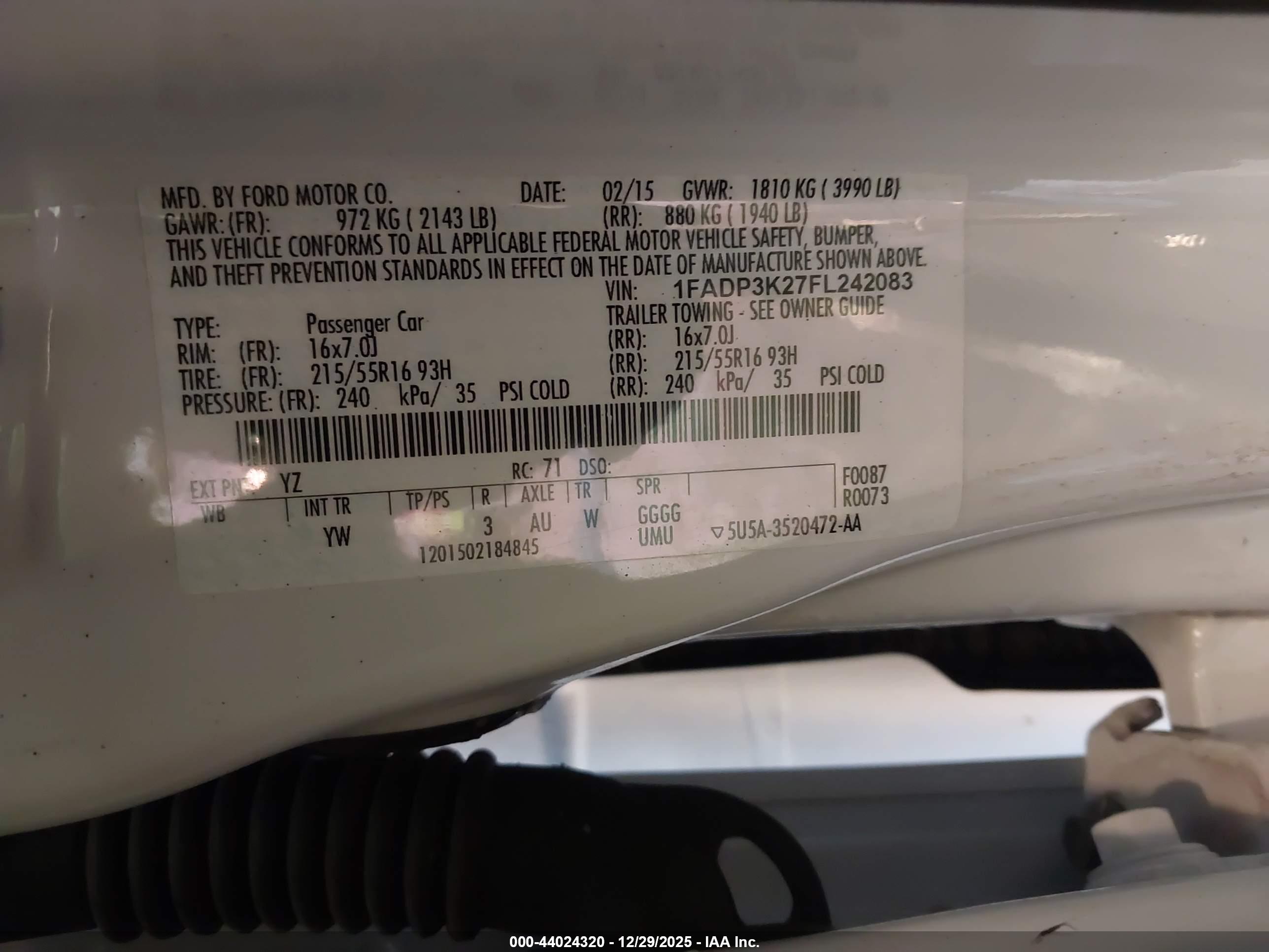 FORD FOCUS image 9