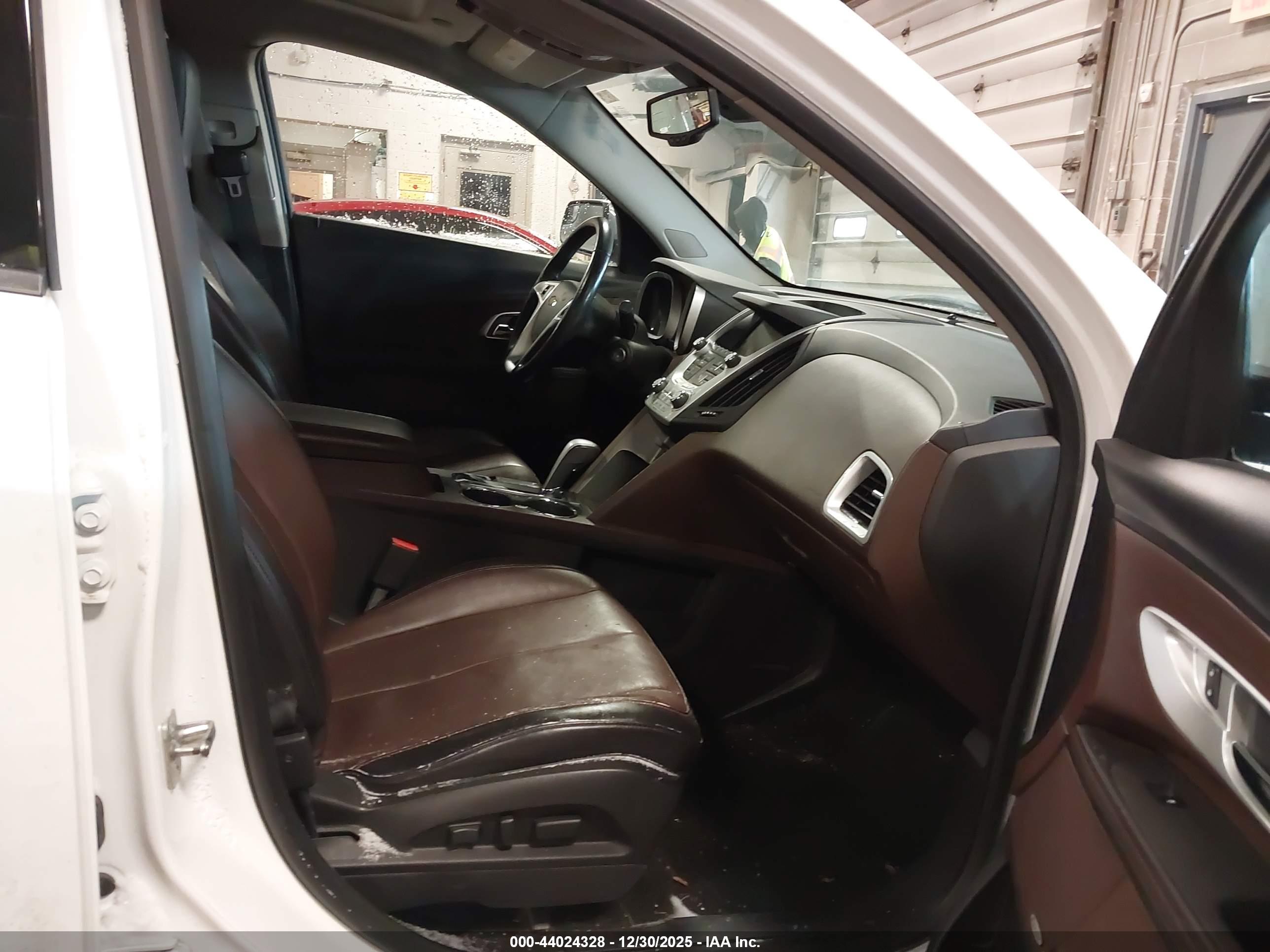 CHEVROLET EQUINOX image 5