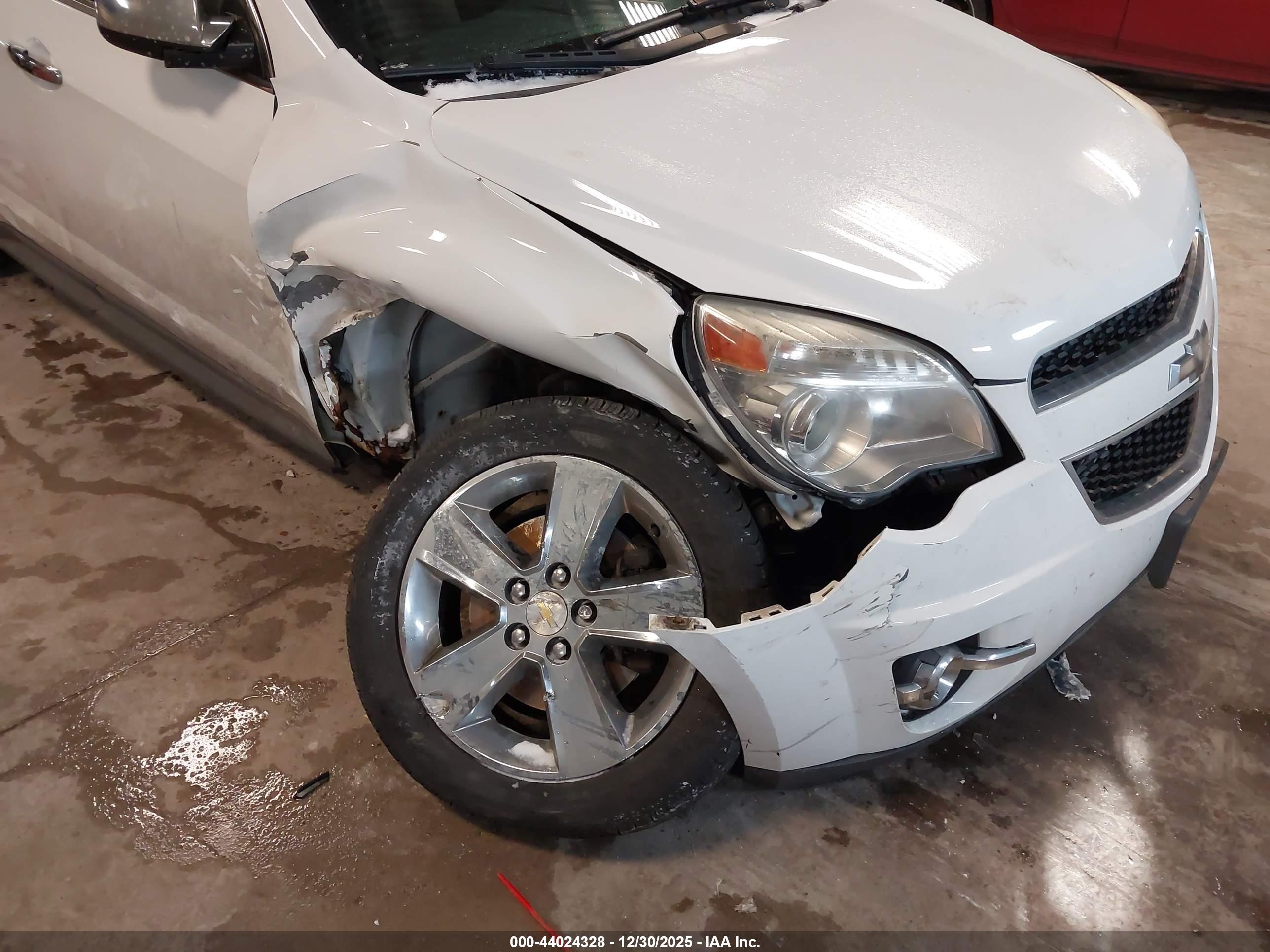 CHEVROLET EQUINOX image 6