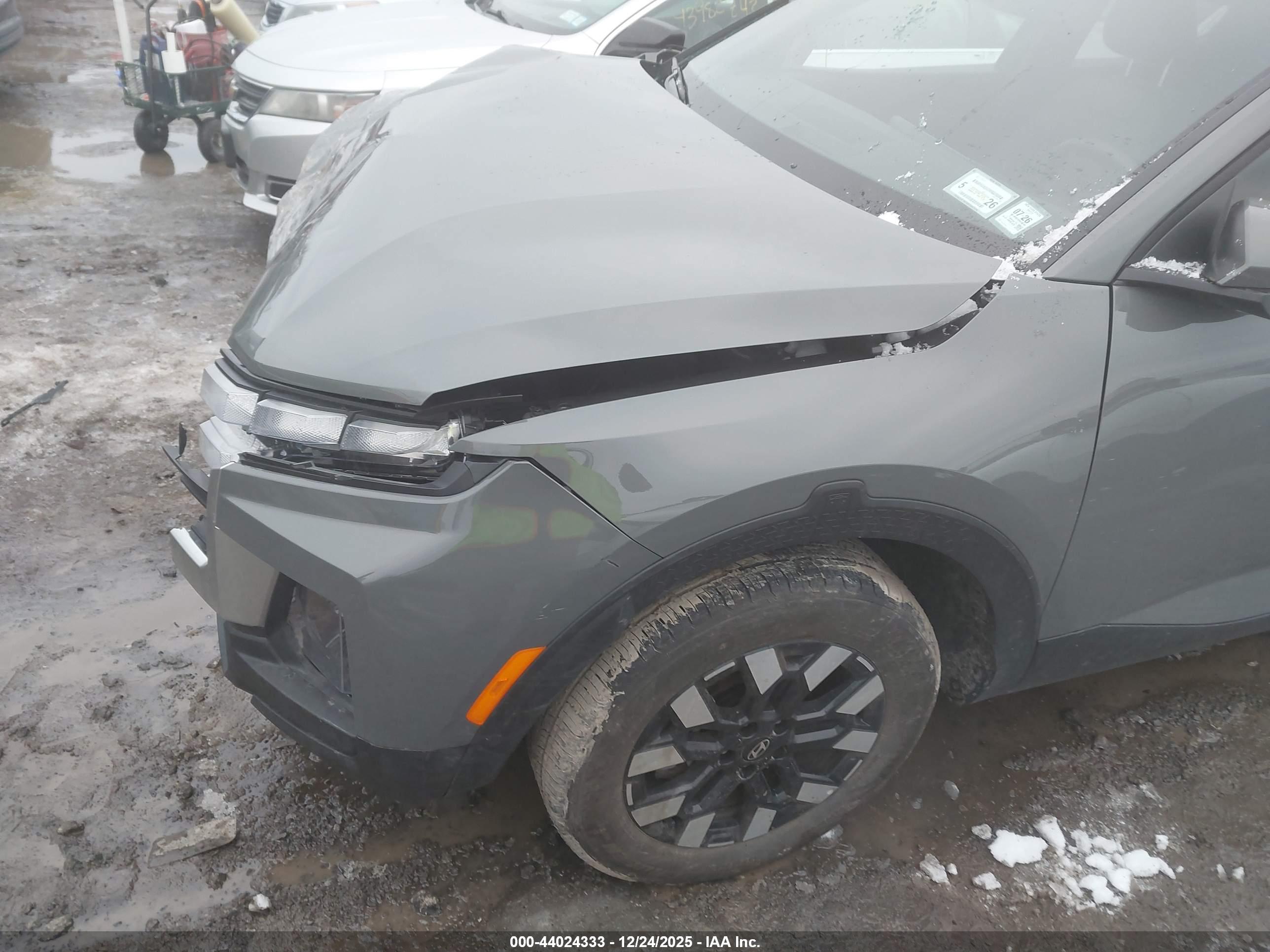 HYUNDAI SANTA image 6