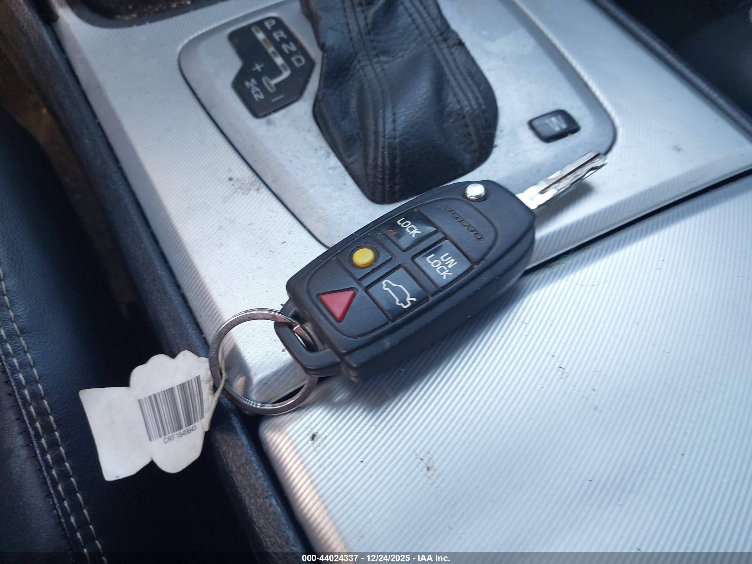 VOLVO XC90 image 11