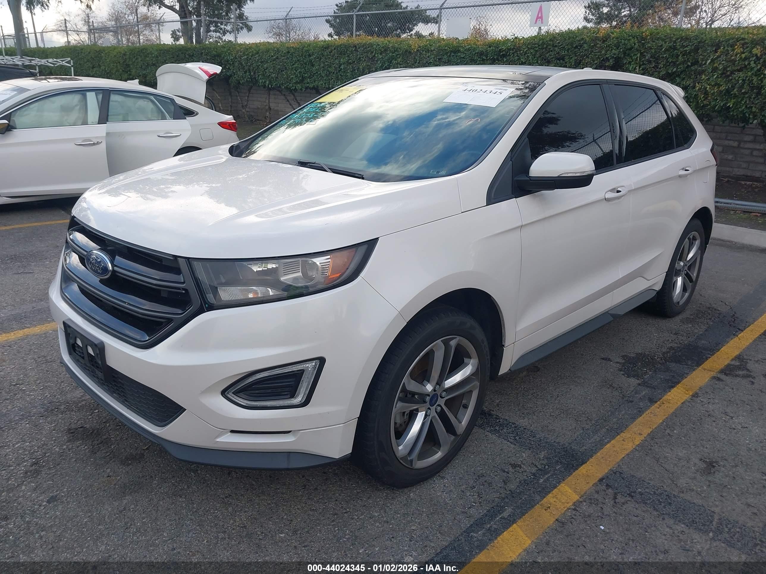 FORD EDGE image 2