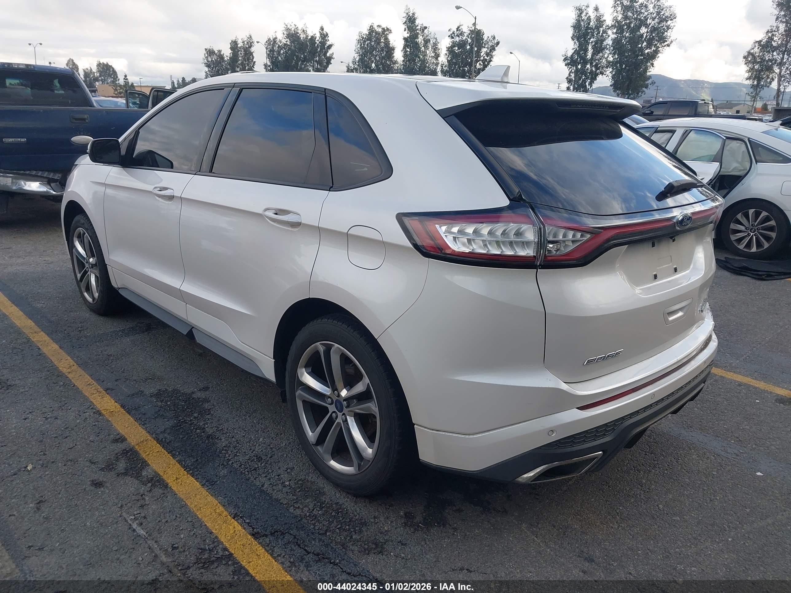 FORD EDGE image 3