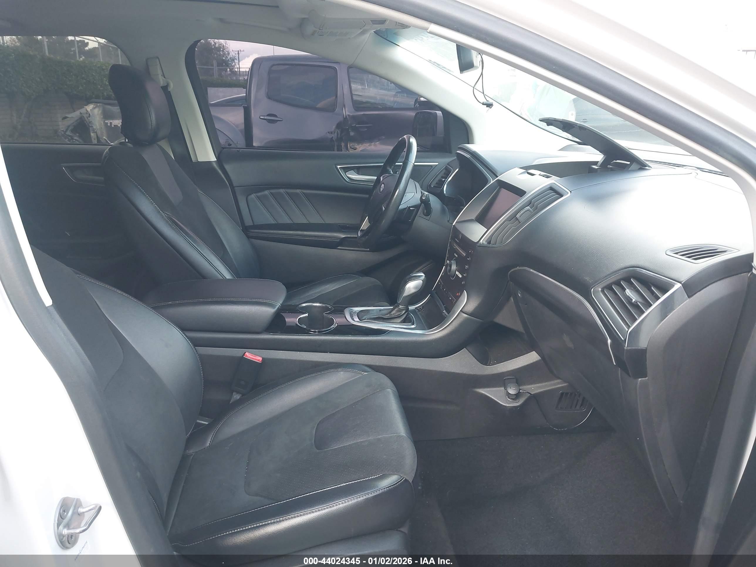 FORD EDGE image 5